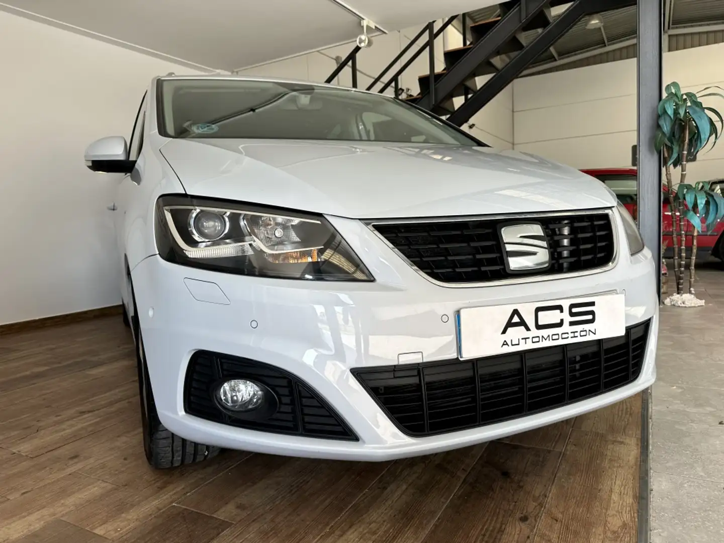 SEAT Alhambra 1.4 TSI S&S Xcellence DSG 7 plazas Gris - 2