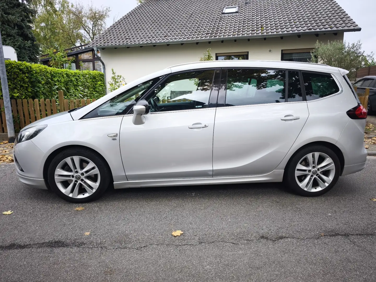 Opel Zafira Tourer Zafira Diesel 2.0 CDTI Innovation OPC Line - 2