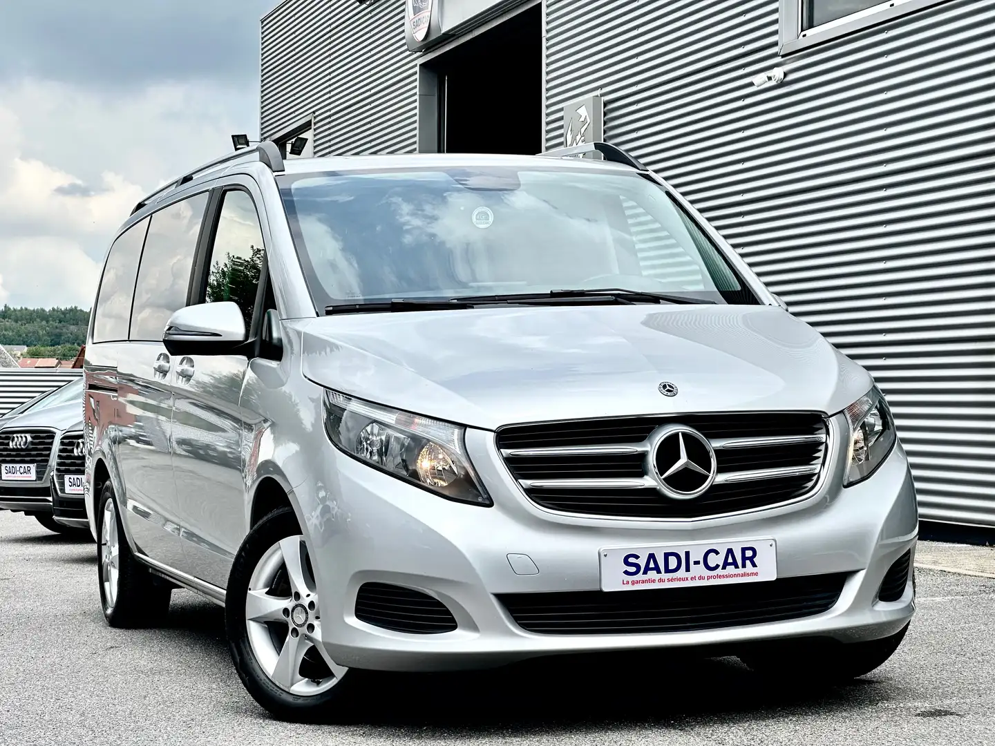 Mercedes-Benz V 220 d 163cv LONG - 5PL - DOUBLE CABINE Gris - 1