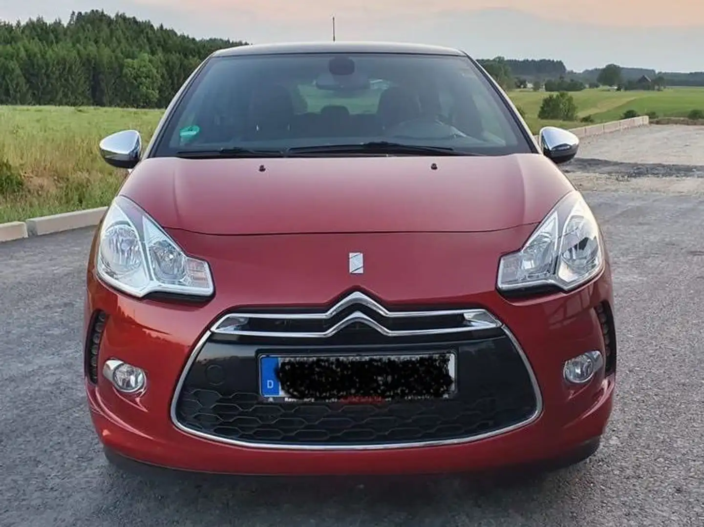 Citroen DS3 DS3 THP 155 SportChic Rot - 1
