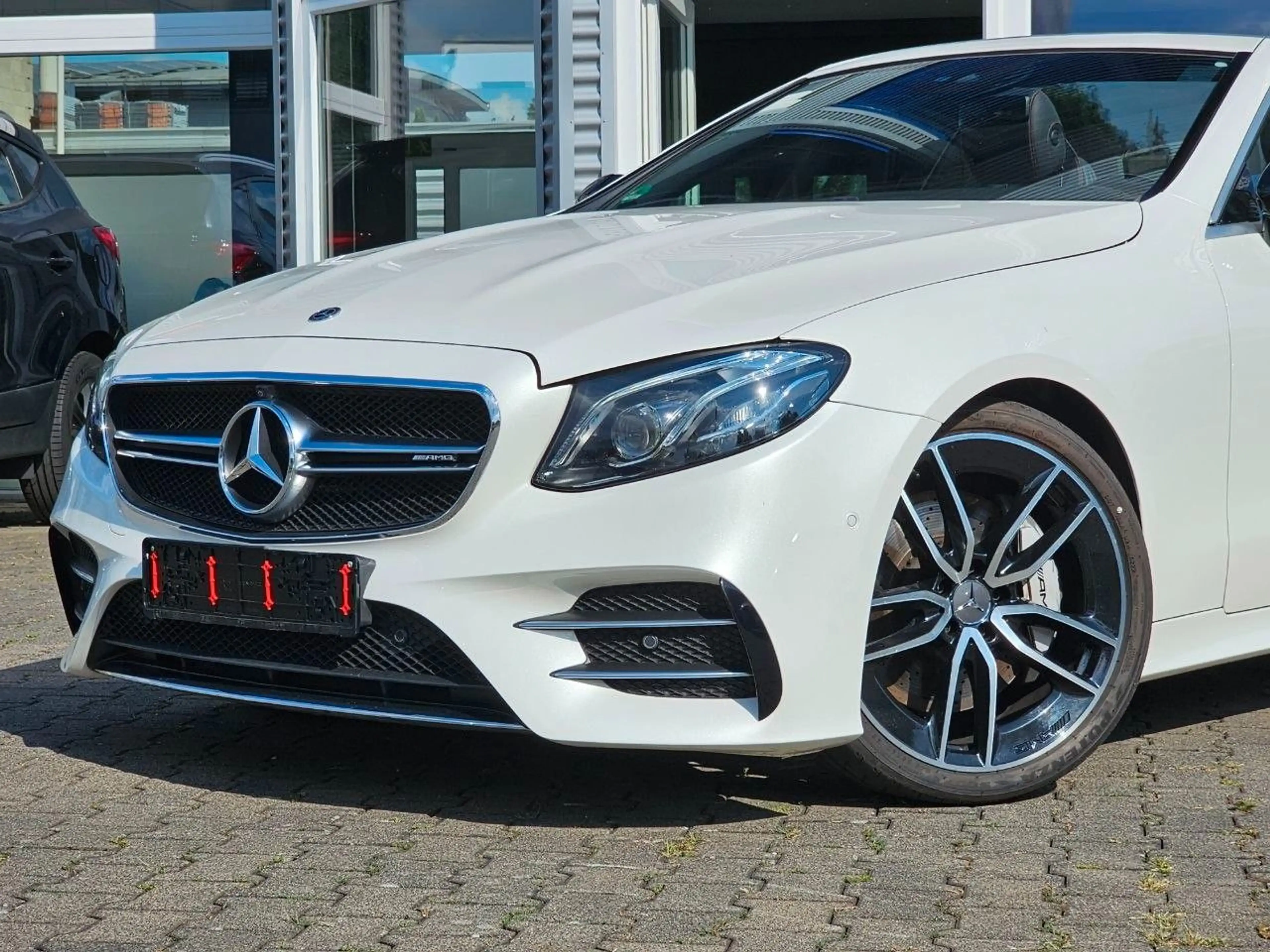 Mercedes-Benz E 53 AMG Cabrio 4Matic — photo 2