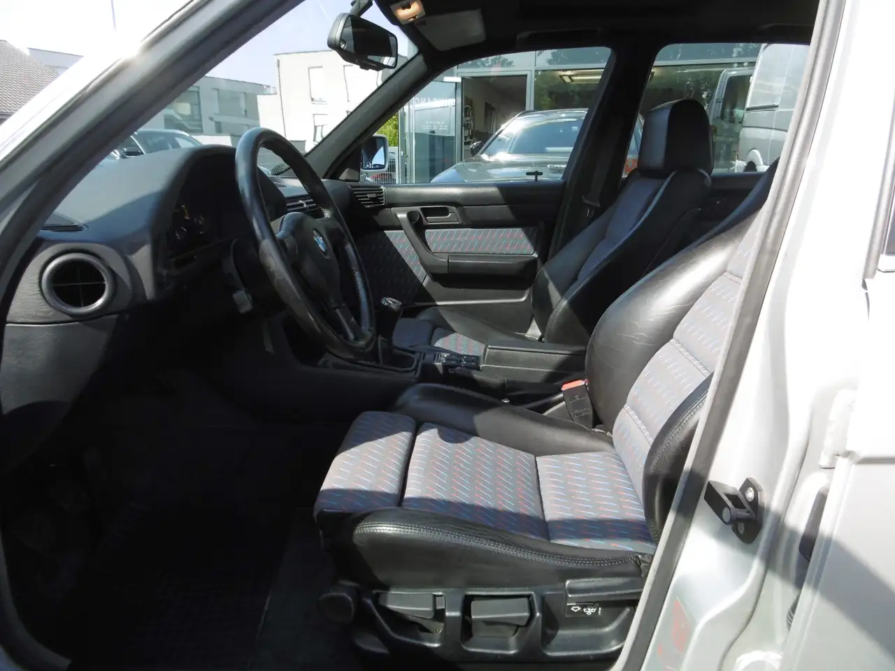 BMW M5 1. Hd Deutsch Unfallfrei Neuzustand!, foto 5