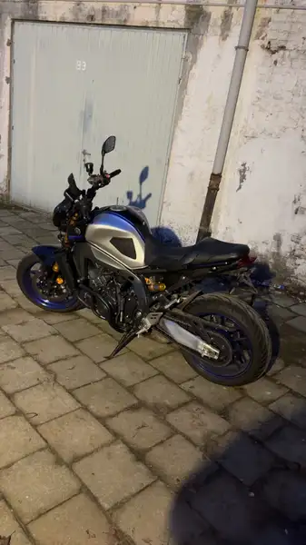 Yamaha MT-09 - foto 2