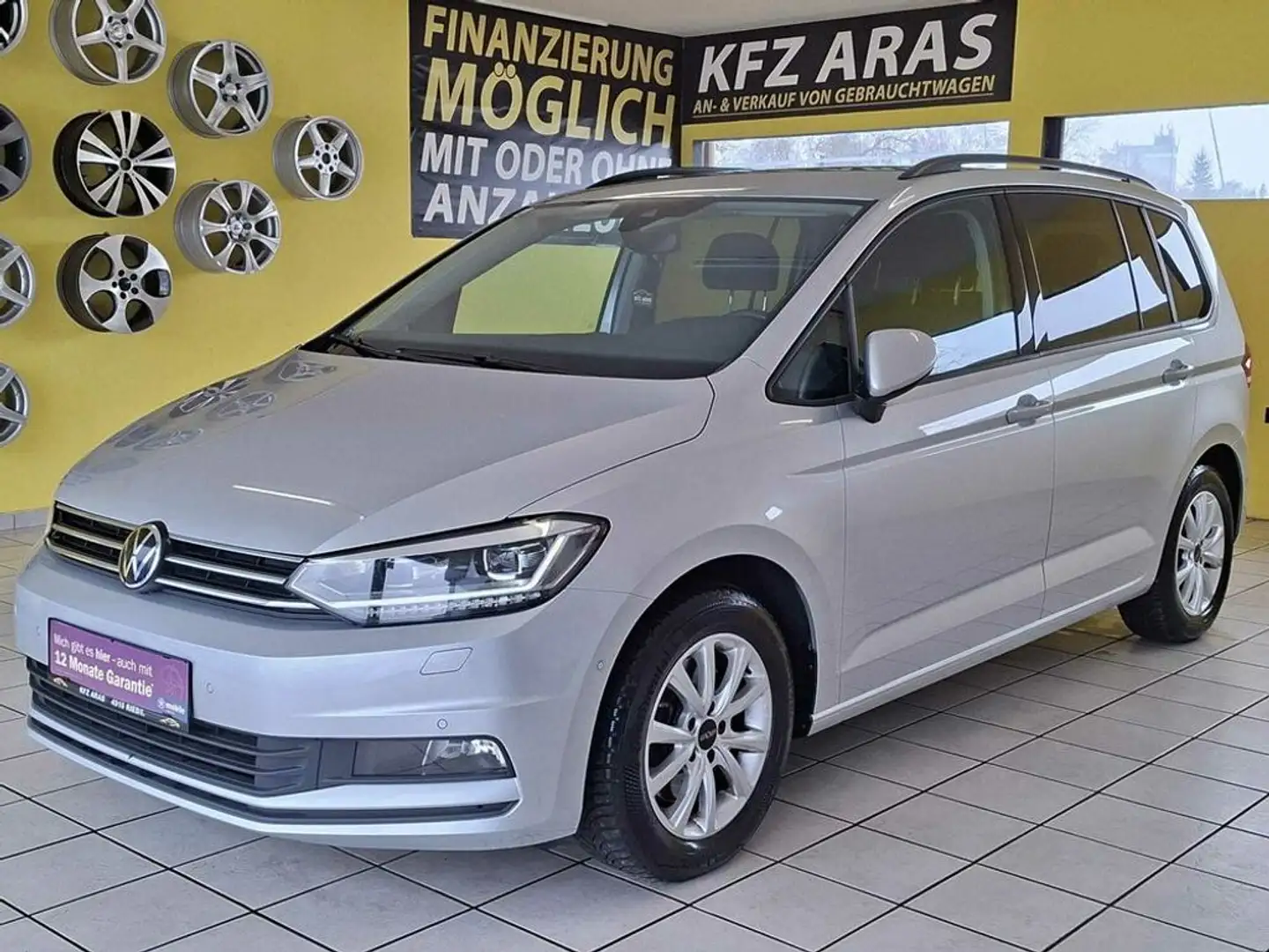 Volkswagen Touran Comfortline DSG, 1.BESITZ, NAVI, RFK, PDC Silber - 1