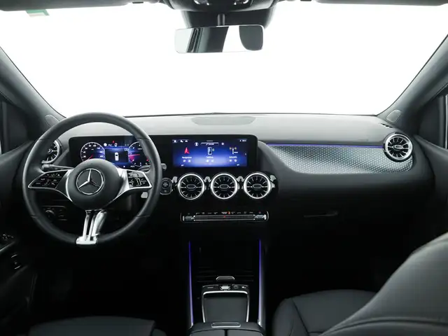 Mercedes-Benz B-Class view 9