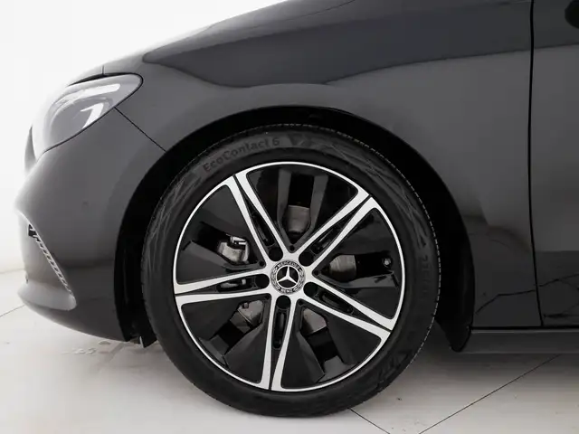 Mercedes-Benz B-Class view 7