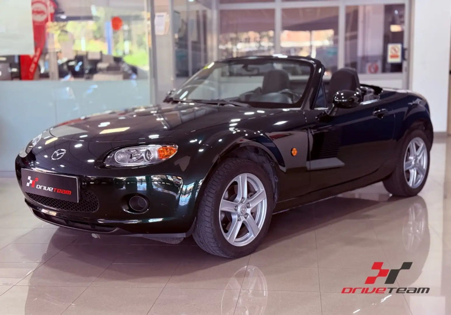 Mazda MX-5 Roadster Coupé 1.8 Active Verde - 1