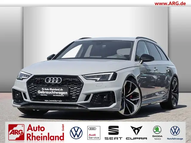 Audi RS4 Avant 2.9 TFSI 280 km/h/MATRIX LED/MASSAGE/NAVI