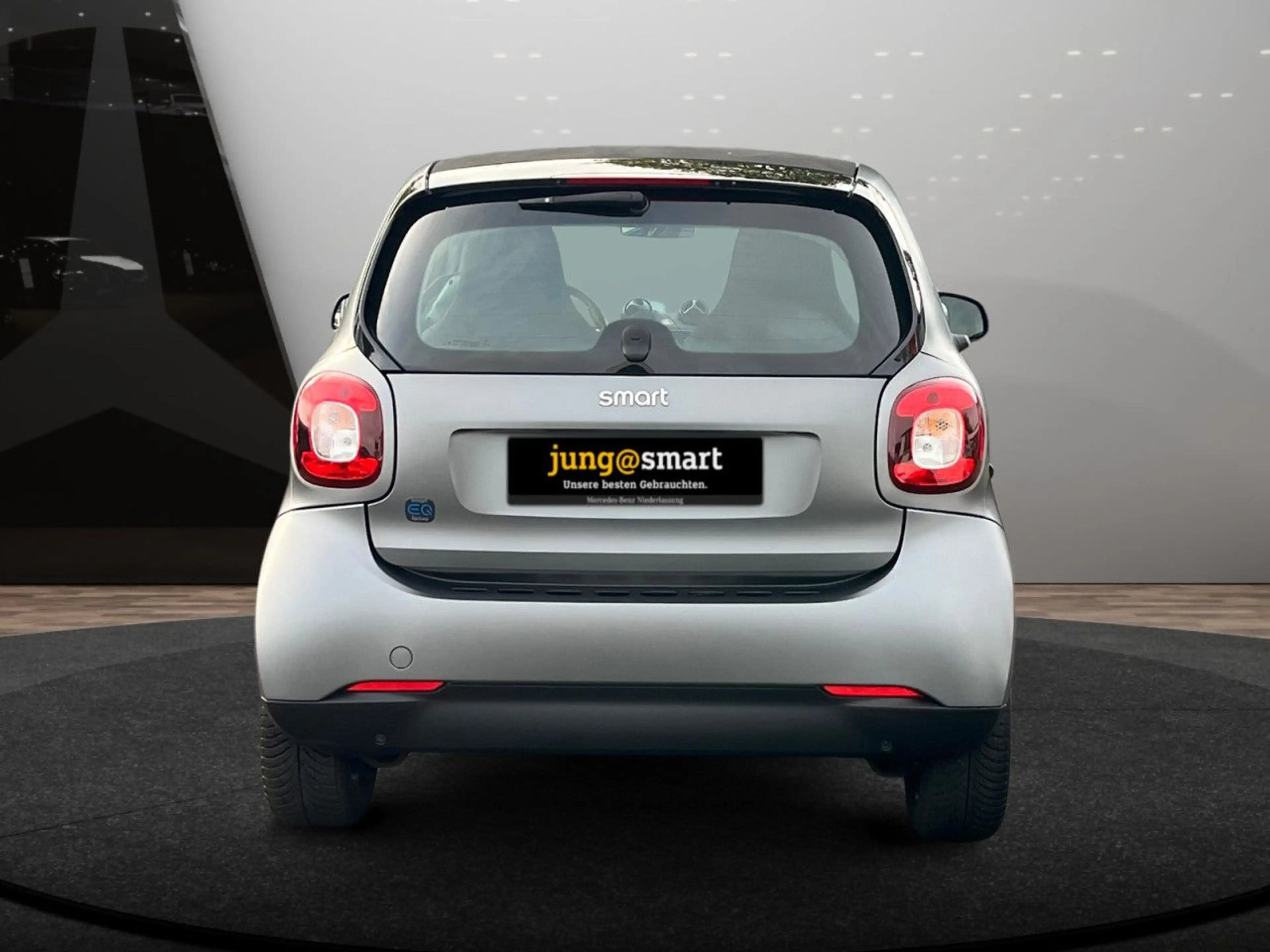 smart forTwo coupé 60kWed passion cool&Audio SHZ Tempom — photo 9
