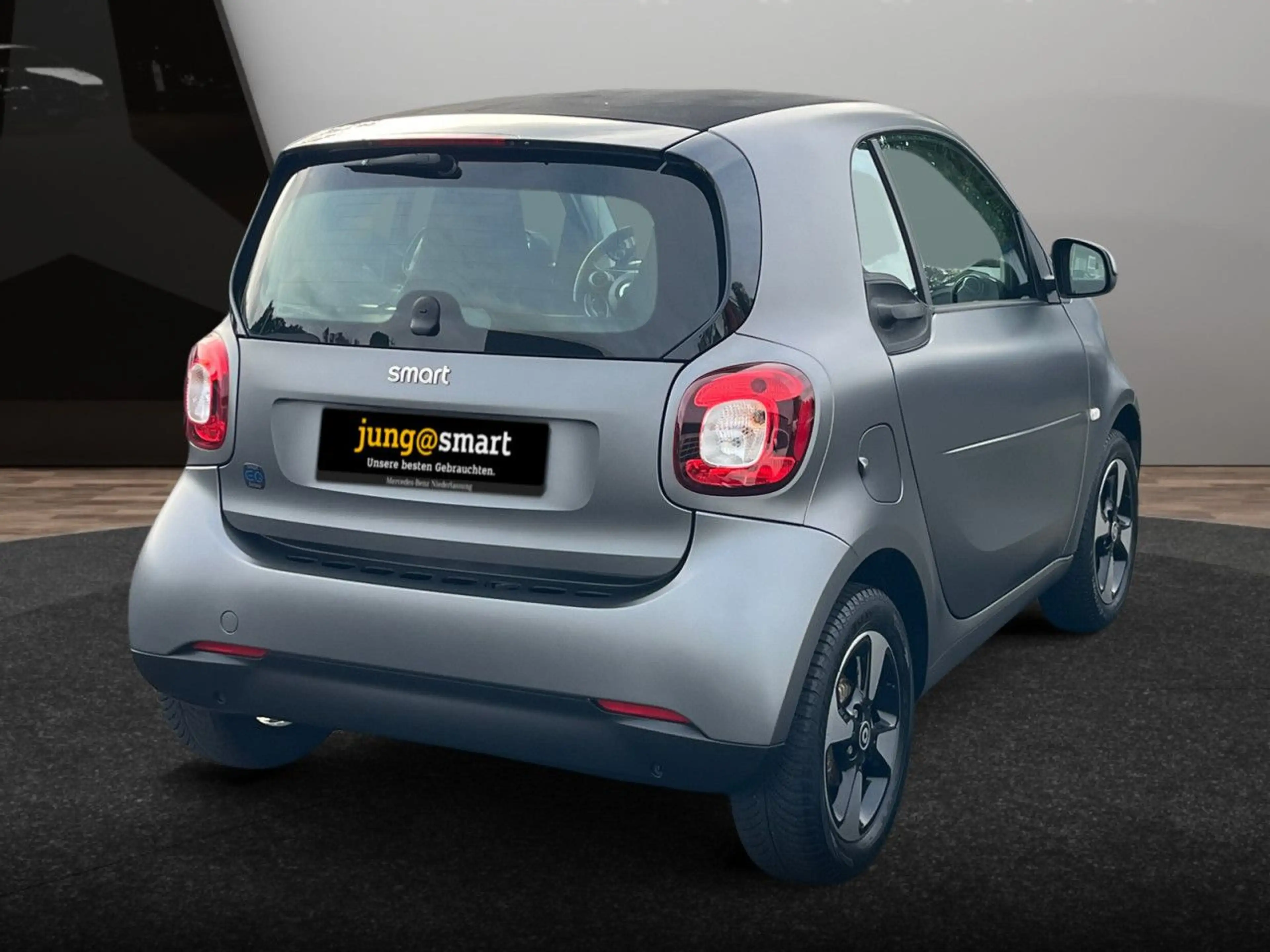 smart forTwo coupé 60kWed passion cool&Audio SHZ Tempom — photo 8