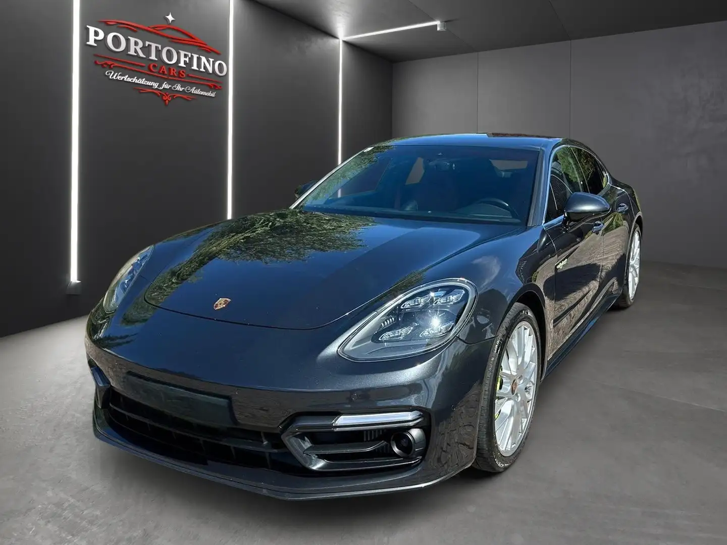 Porsche Panamera 4S E-Hybrid PHEV Aut.Sportwagen/ Coupé Grau - 2
