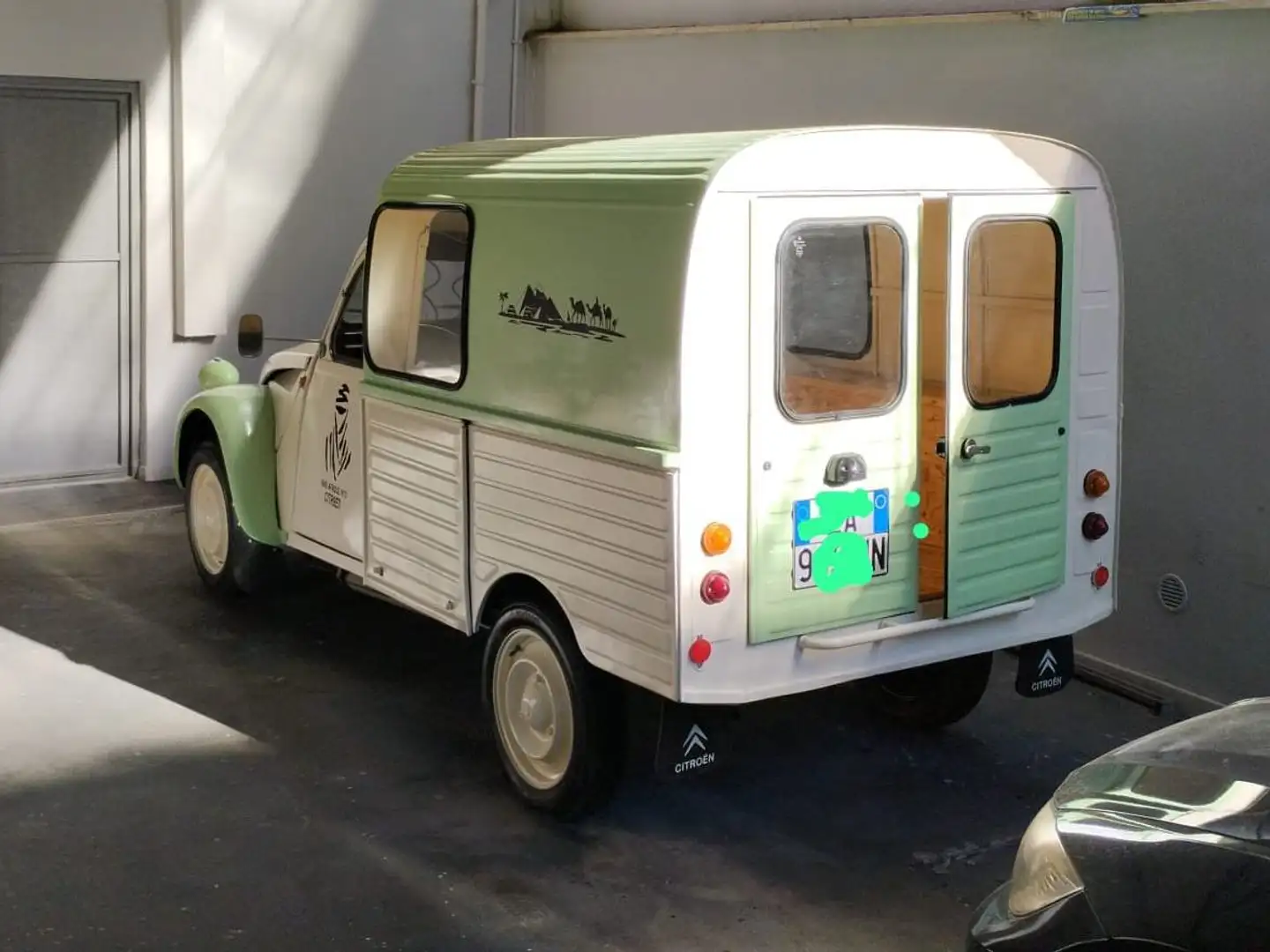 Citroen 2CV AK 400 furgonetta Blanc - 2