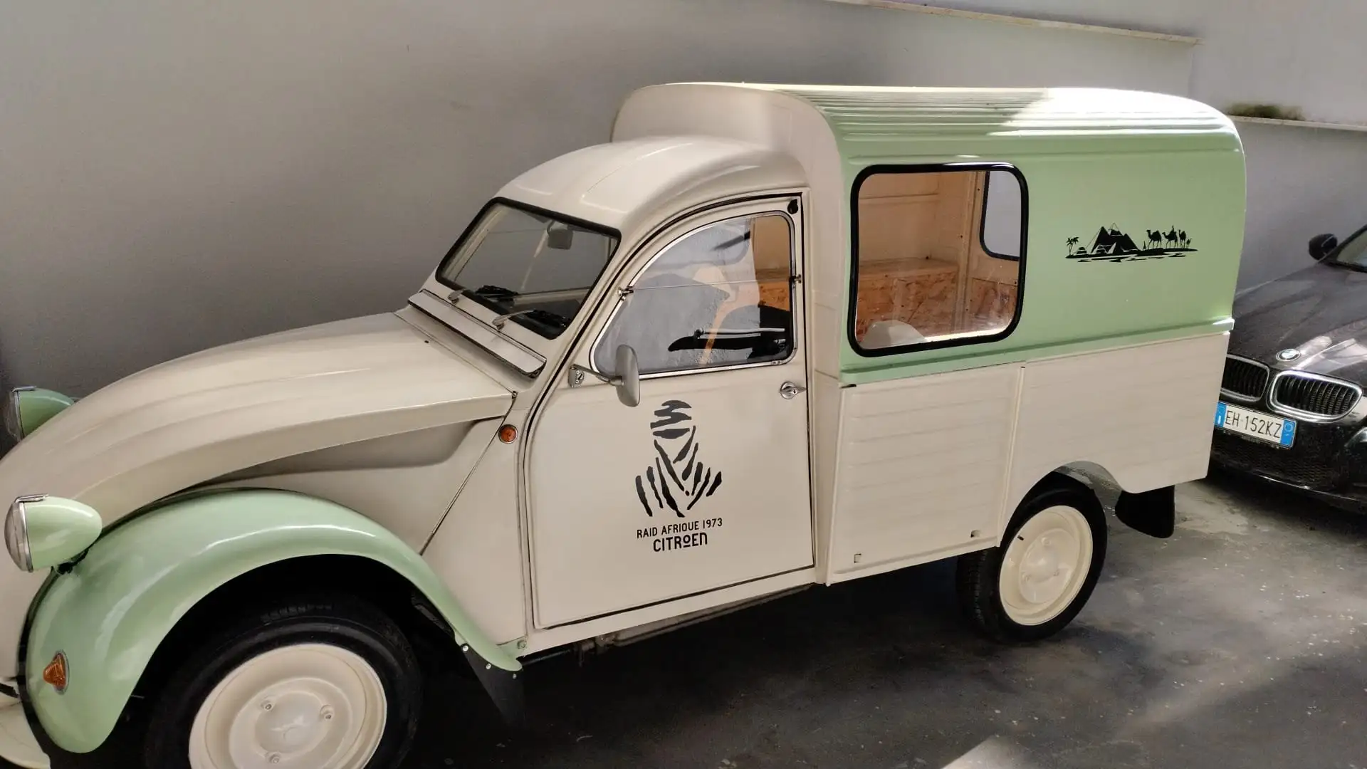 Citroen 2CV AK 400 furgonetta Bianco - 1