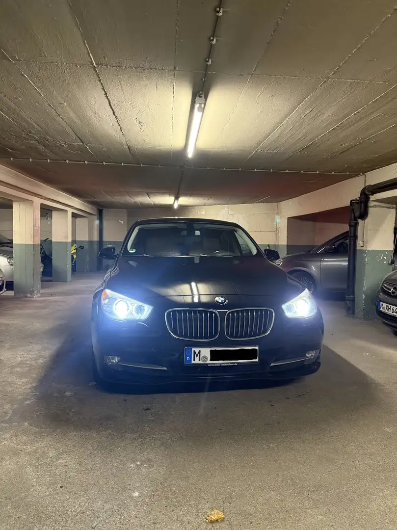 BMW 530 530 d F07 Schwarz - 1