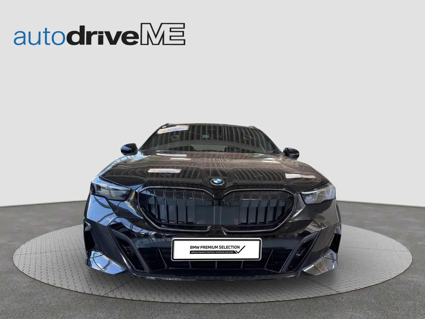 BMW 540 d xDrive Touring Schwarz - 2