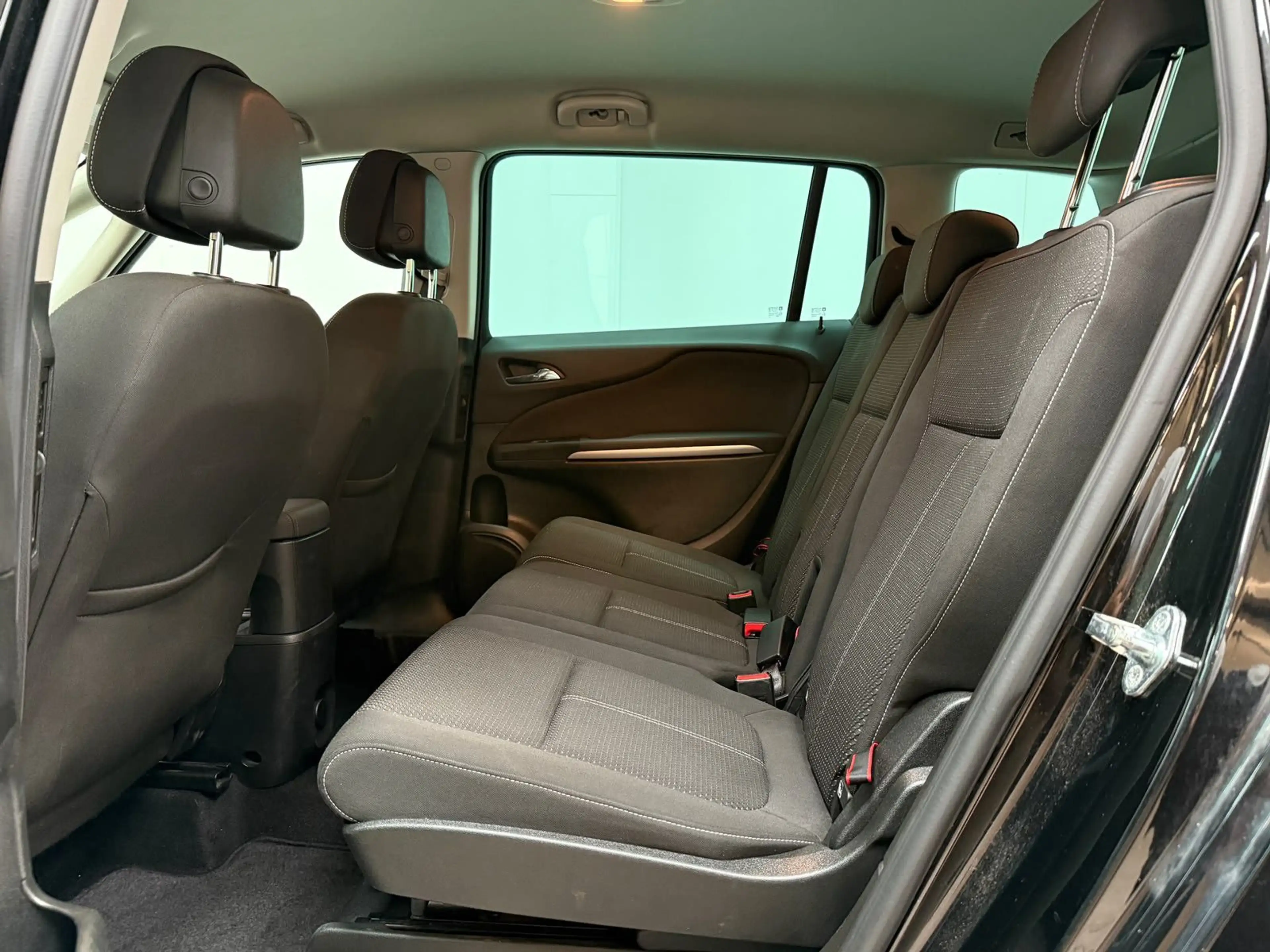 Opel Zafira C Active Start/Stop 7 SITZER / KAMERA/AHK — photo 13