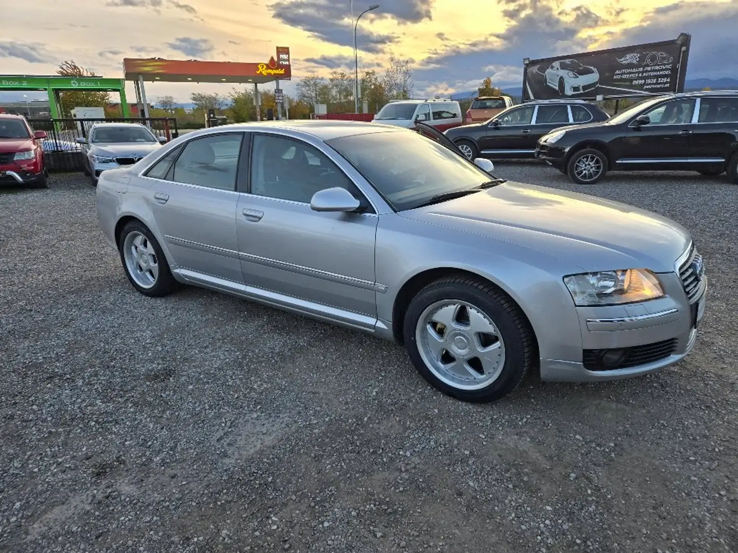 Audi A8 3,0 TDi Silber - 2