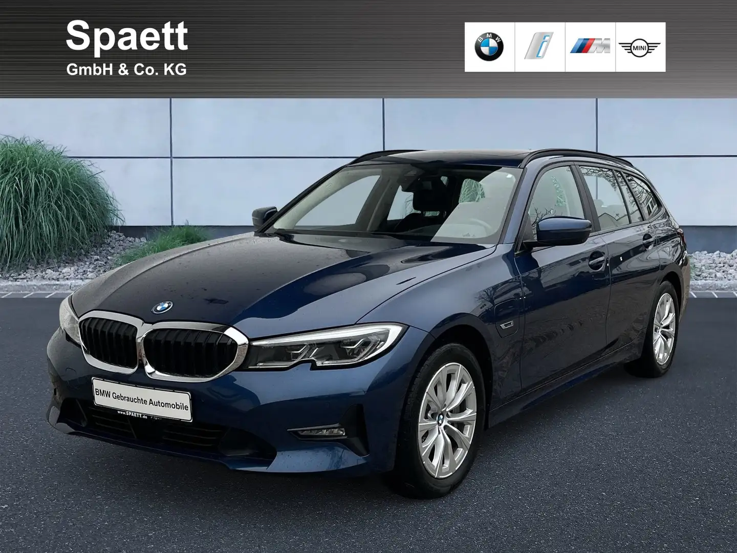BMW 330 e xDrive Touring Advantage Head-Up HiFi DAB Blau - 1