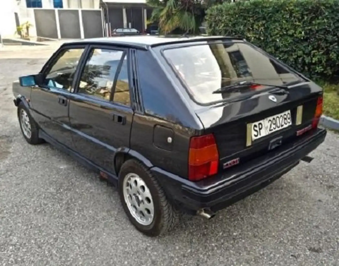 Lancia Delta Delta 2.0 ie Turbo HF 4wd Nero - 2