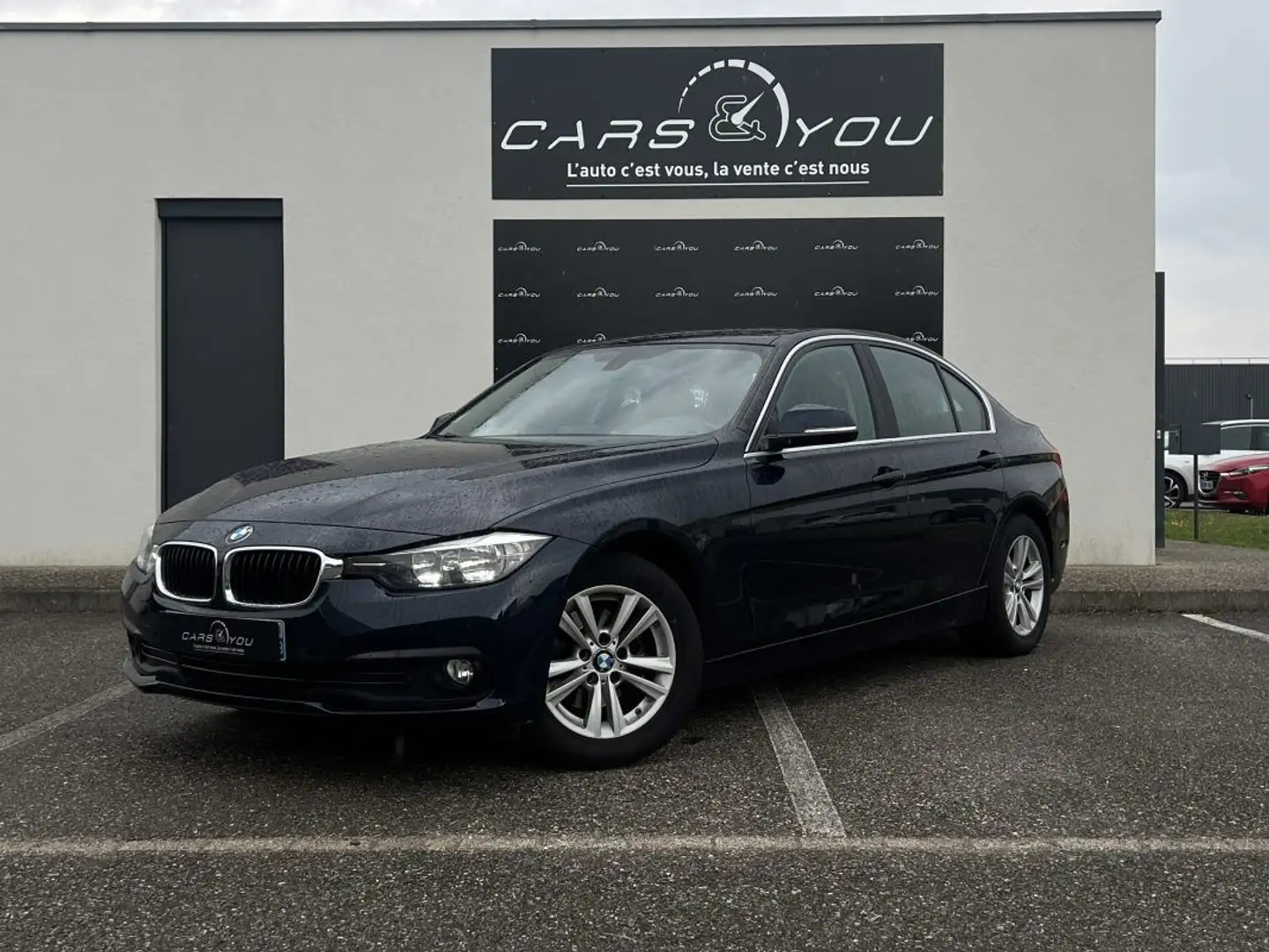 BMW 318 SERIE 318D BUSINESS BVA8 150CV Blau - 1