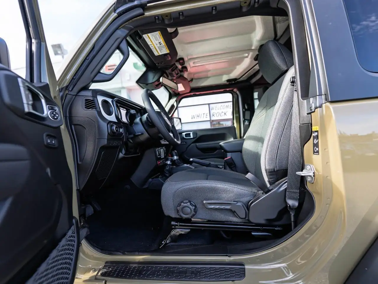 Jeep Wrangler снимка Jeep Wrangler