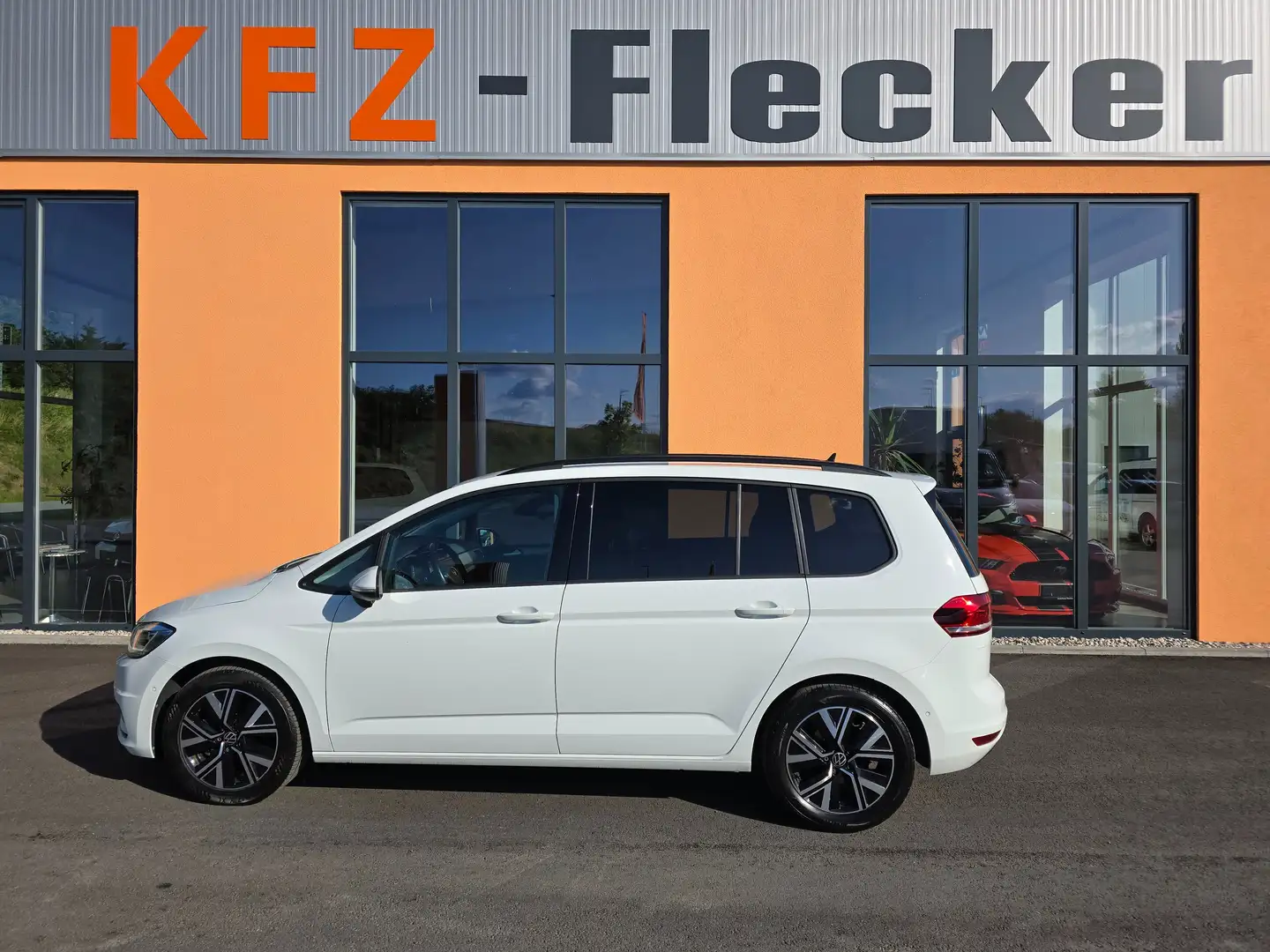 Volkswagen Touran 2.0 DSG Comfortline BMT/Start-Stopp Weiß - 2