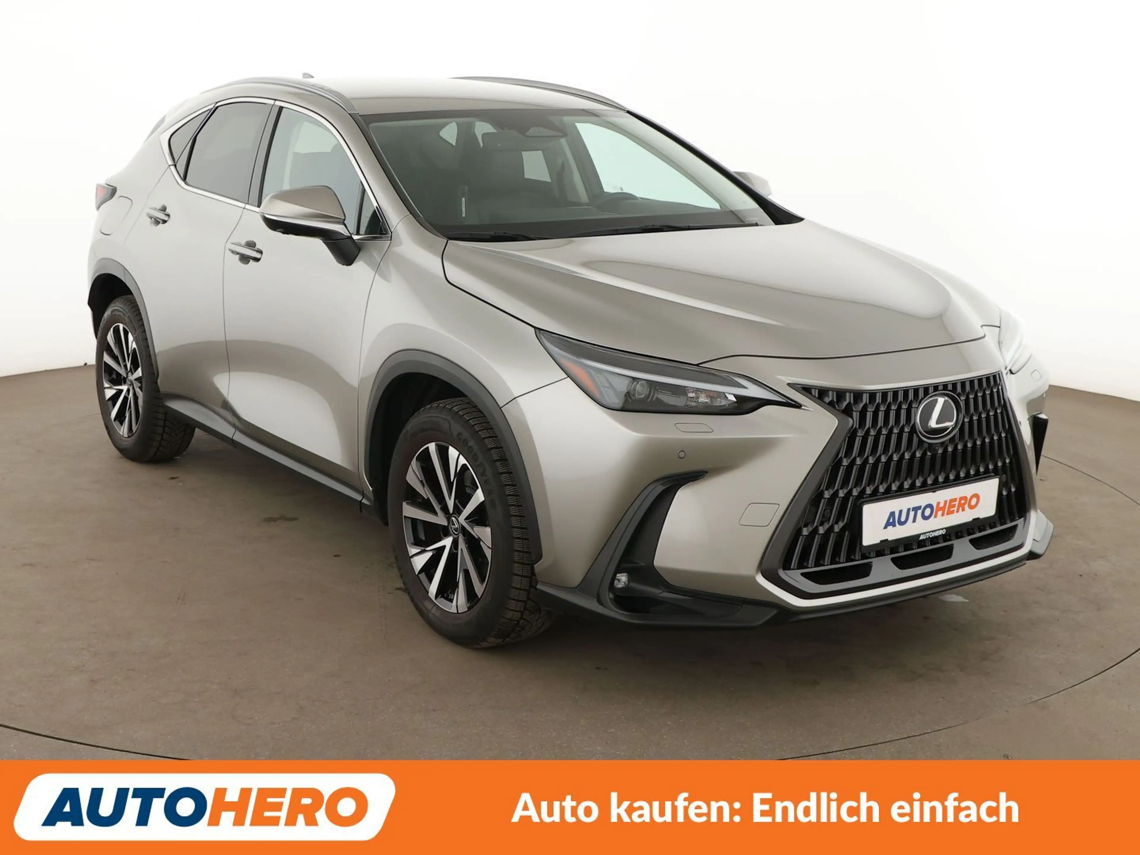 Lexus NX 450h+ NX 450h+ E-Four Aut.*NAVI*LED*ACC*360°*PDC*SHZ* — photo 8
