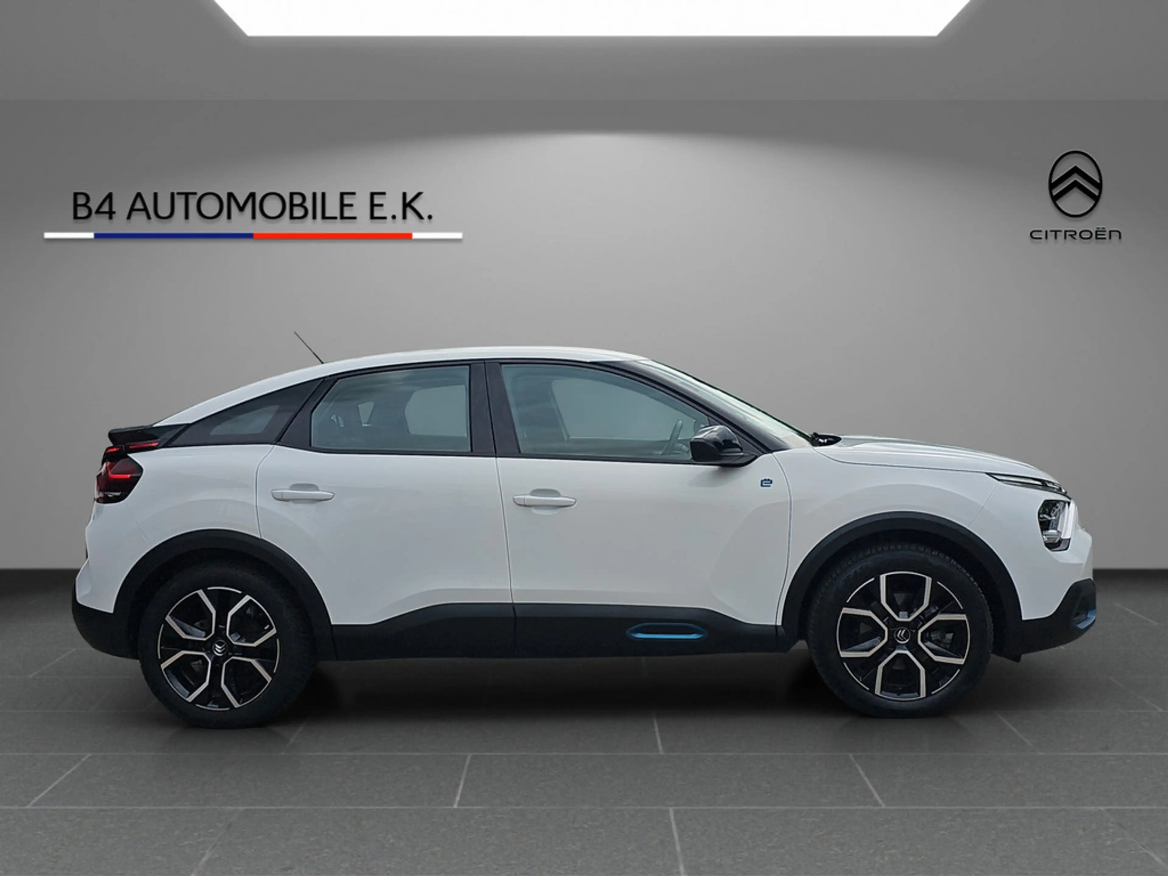 Citroen E-C4 Electric — photo 4