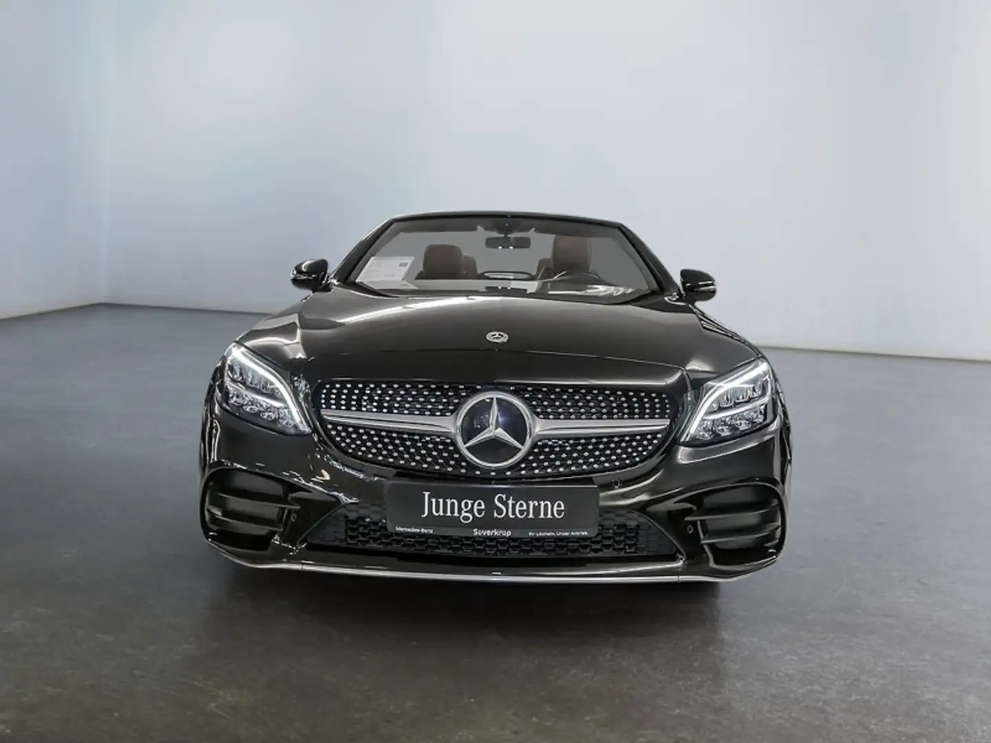 Mercedes-Benz C 200 CABRIO AMG AHK KAMERA PDC SHZ Schwarz - 2