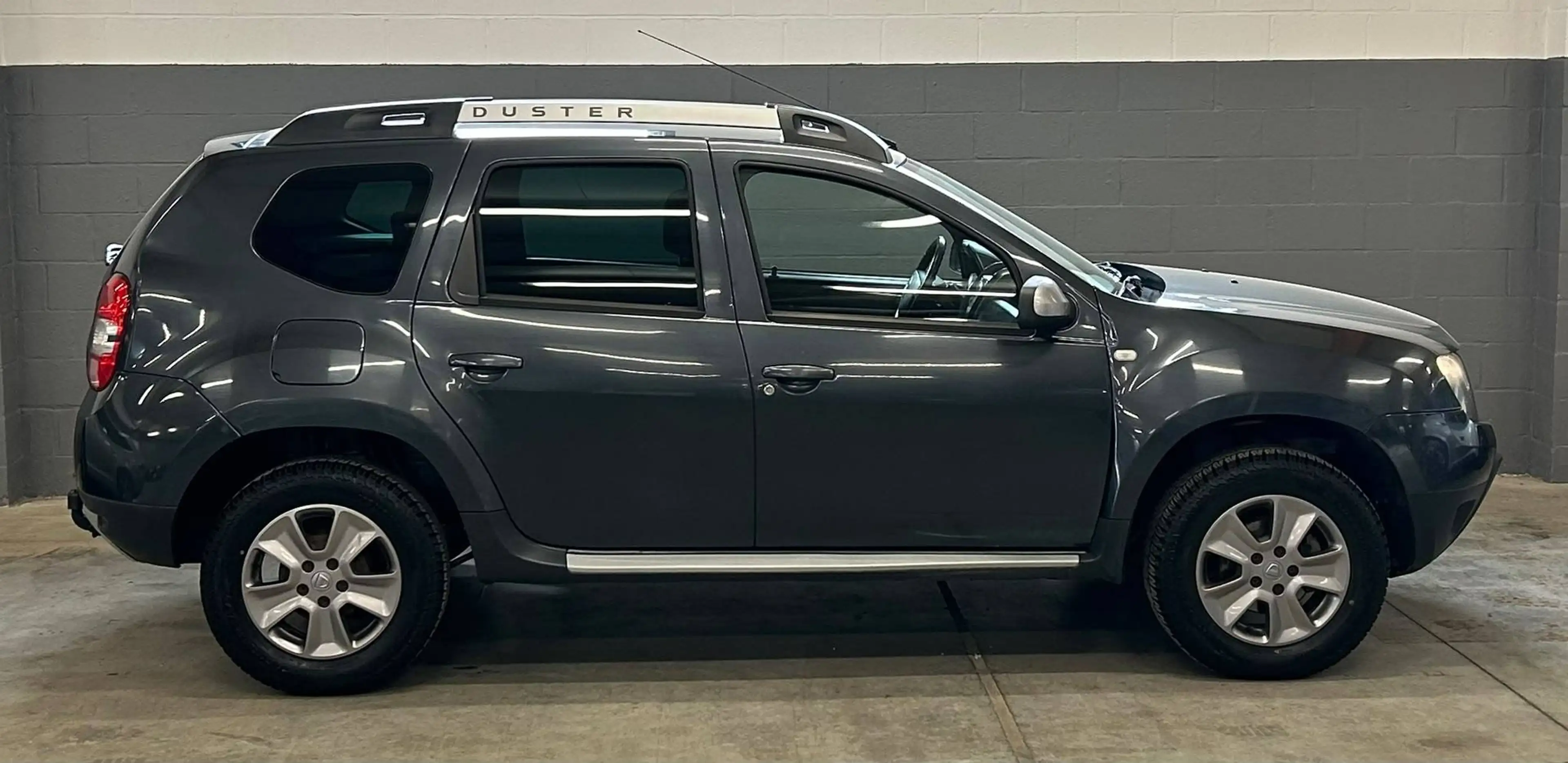 Dacia Duster 1.5 dCi 4x4 Prestige GPS Clim — photo 4