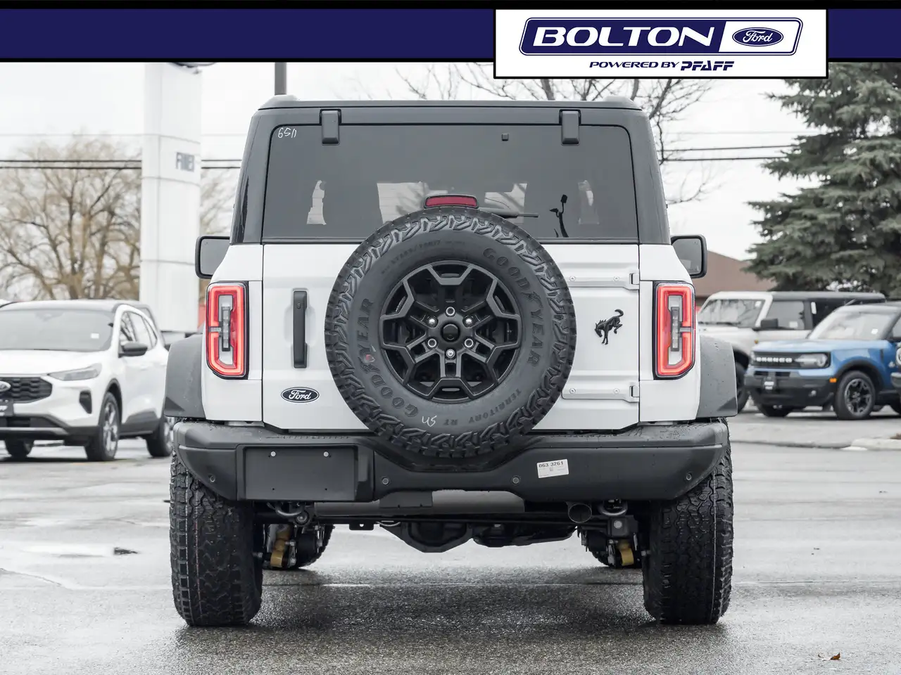 Ford Bronco снимка Ford Bronco