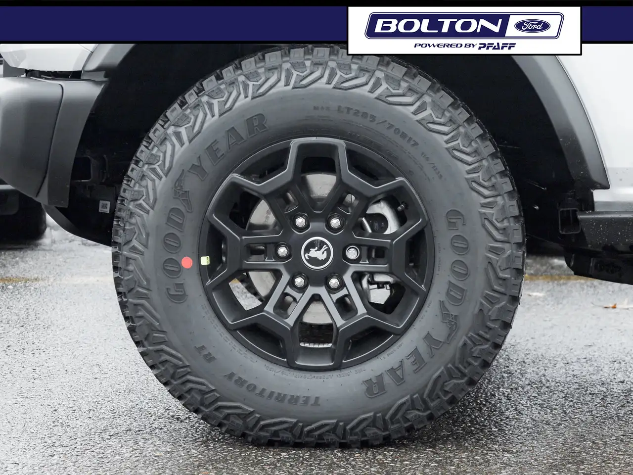 Ford Bronco снимка Ford Bronco