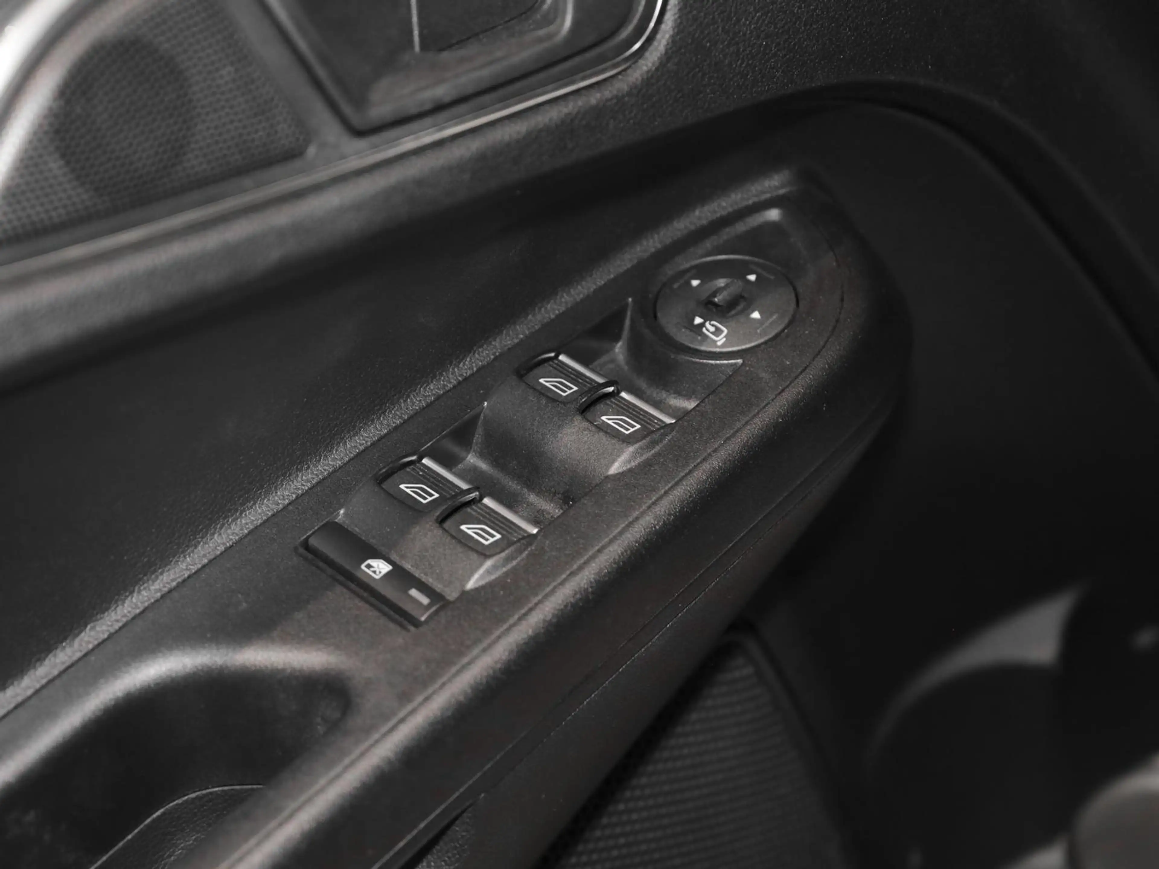 Ford B-Max 1.6 SYNC Edition AT NAVI PDC SHZ WHZ AHK — photo 8