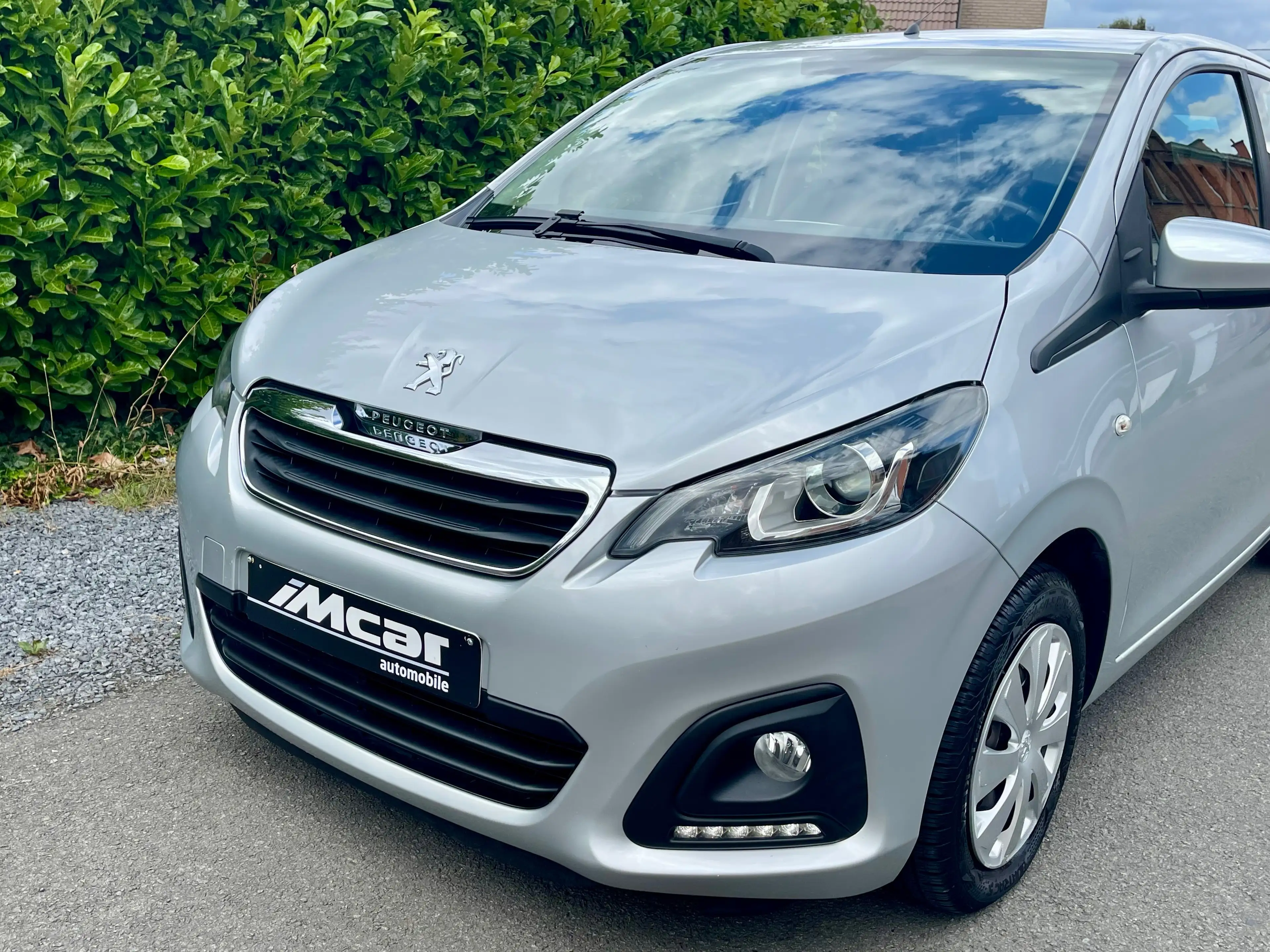 Peugeot 108 108 1.0 VTi Allure ETG — photo 5