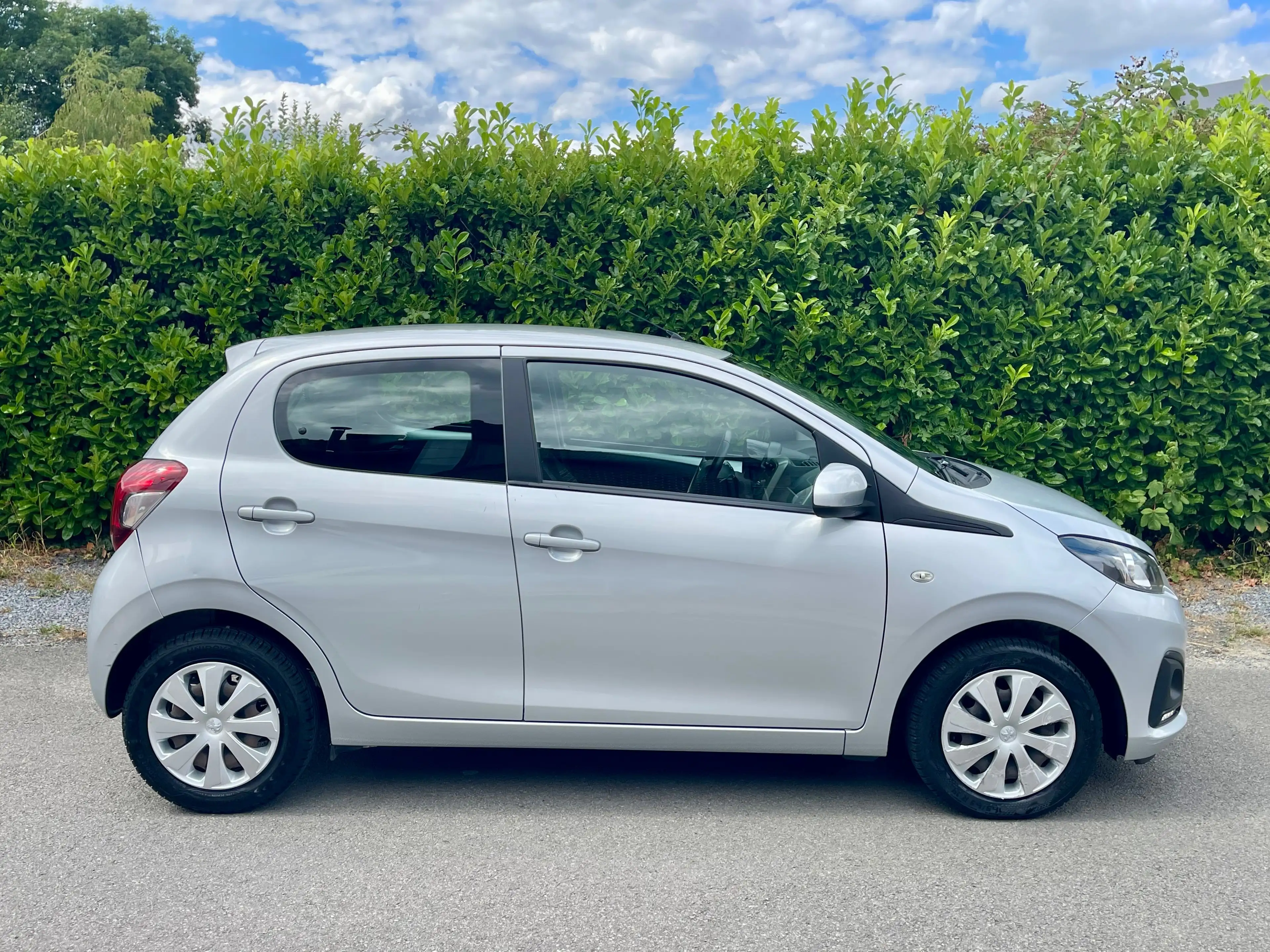 Peugeot 108 108 1.0 VTi Allure ETG — photo 7