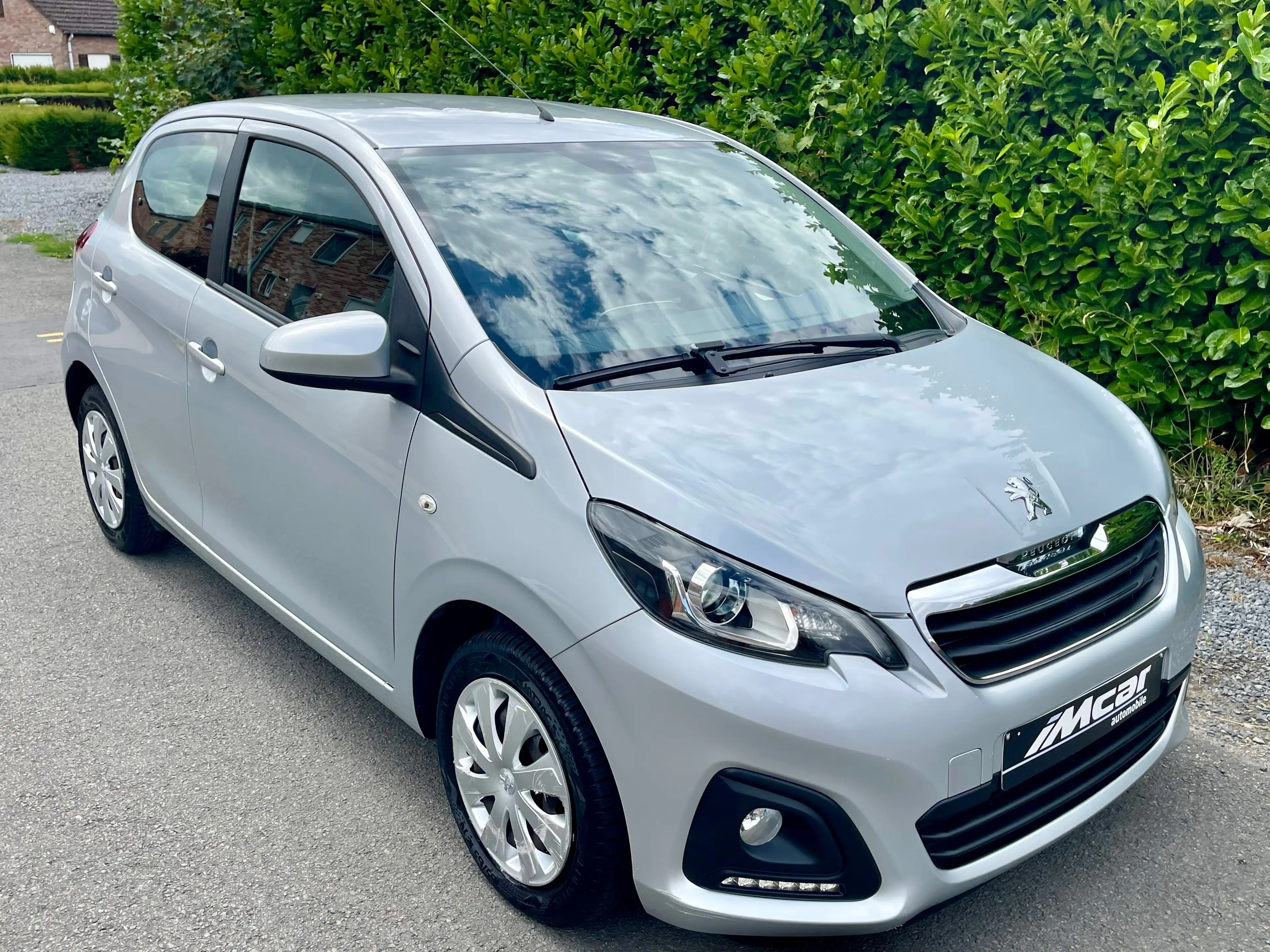 Peugeot 108 108 1.0 VTi Allure ETG — photo 6