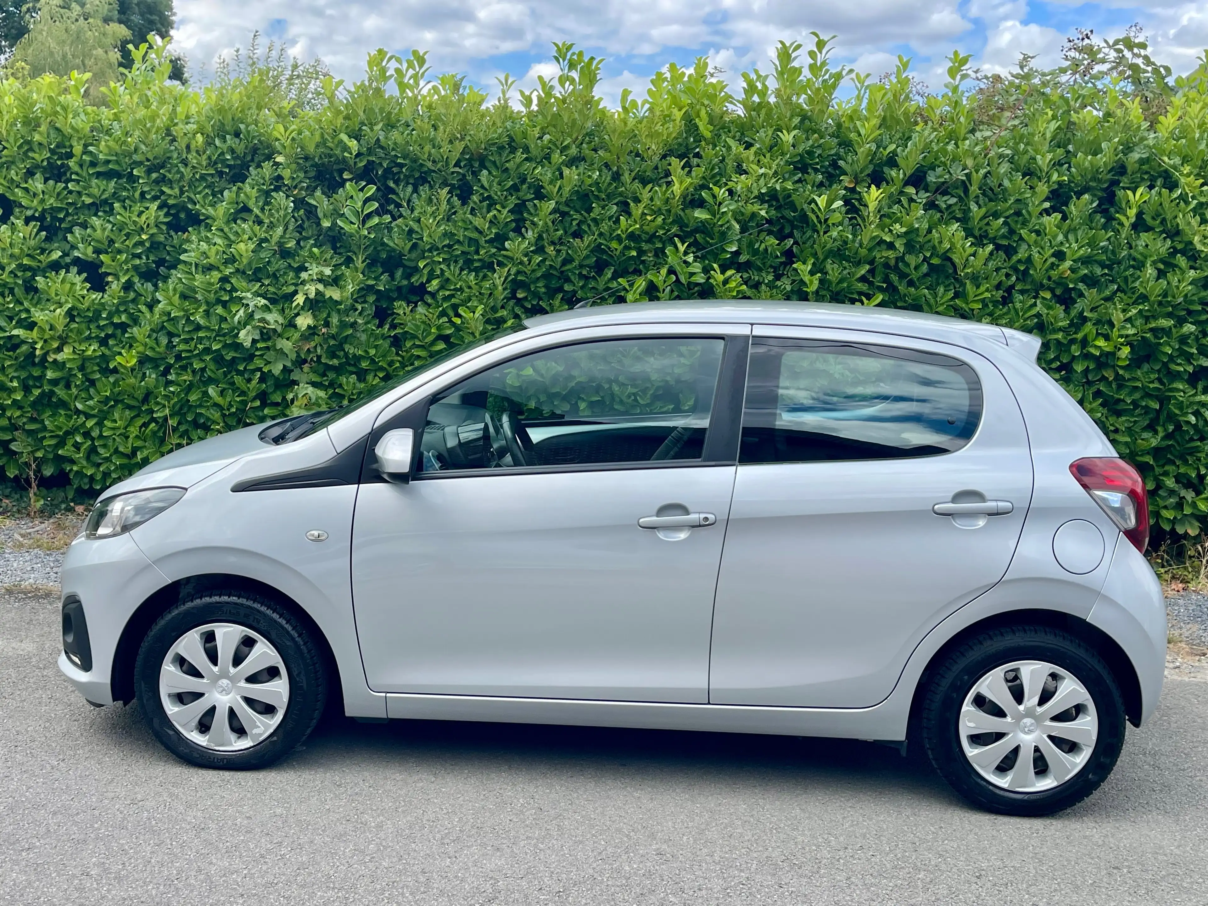 Peugeot 108 108 1.0 VTi Allure ETG — photo 2