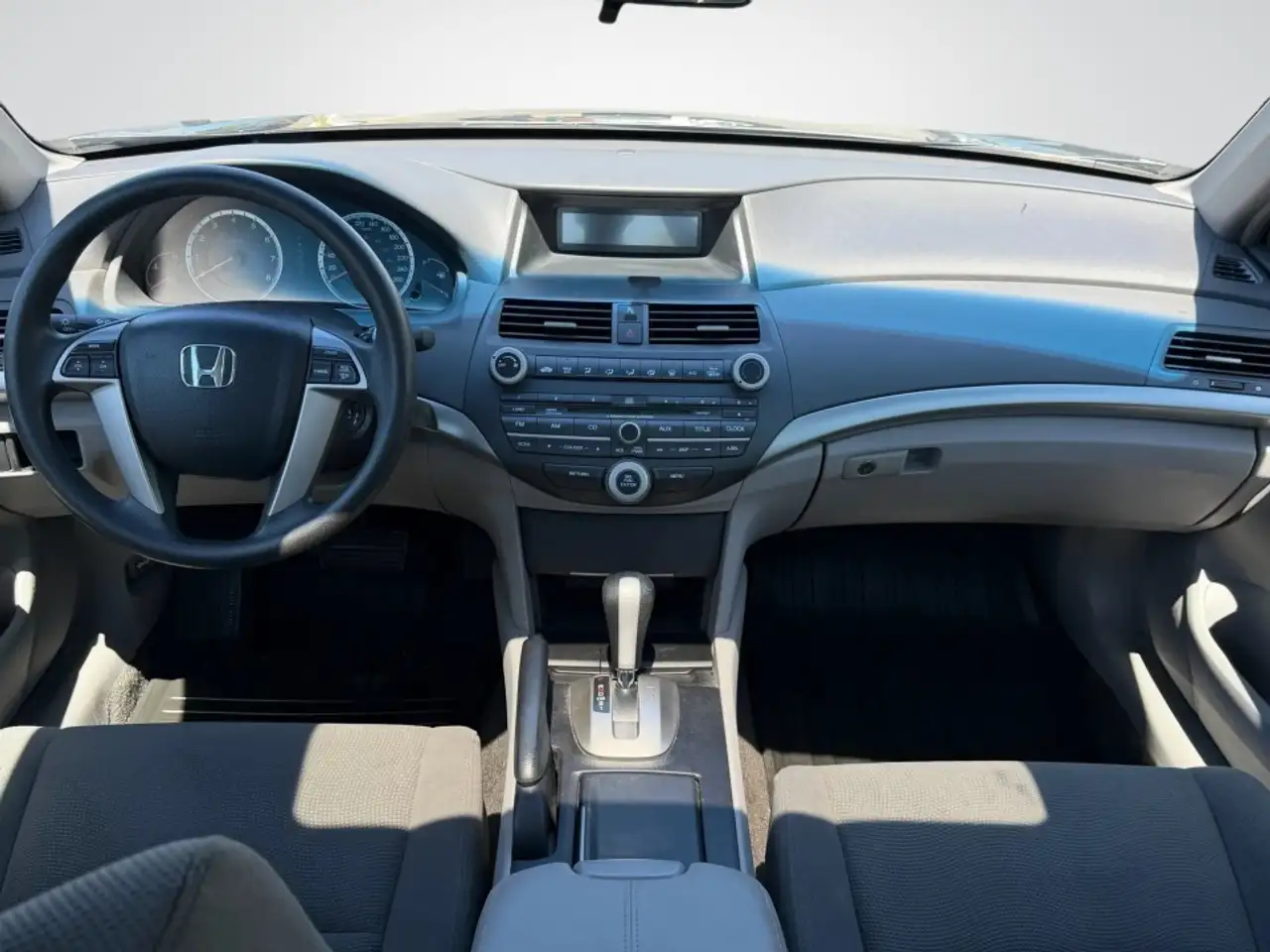 Honda Accord снимка Honda Accord
