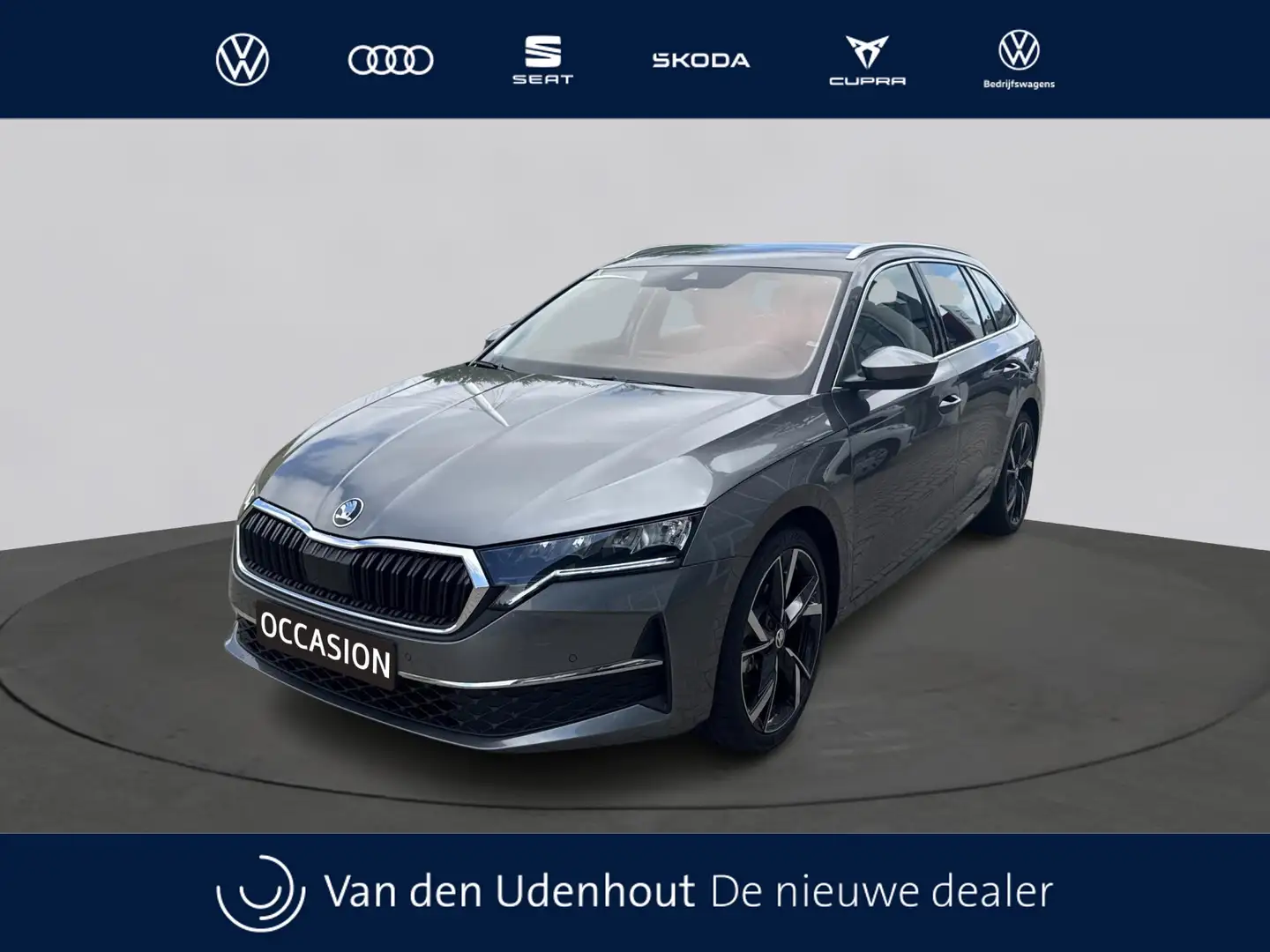 Skoda Octavia Combi 1.5 TSI MHEV First Edition Grijs - 1