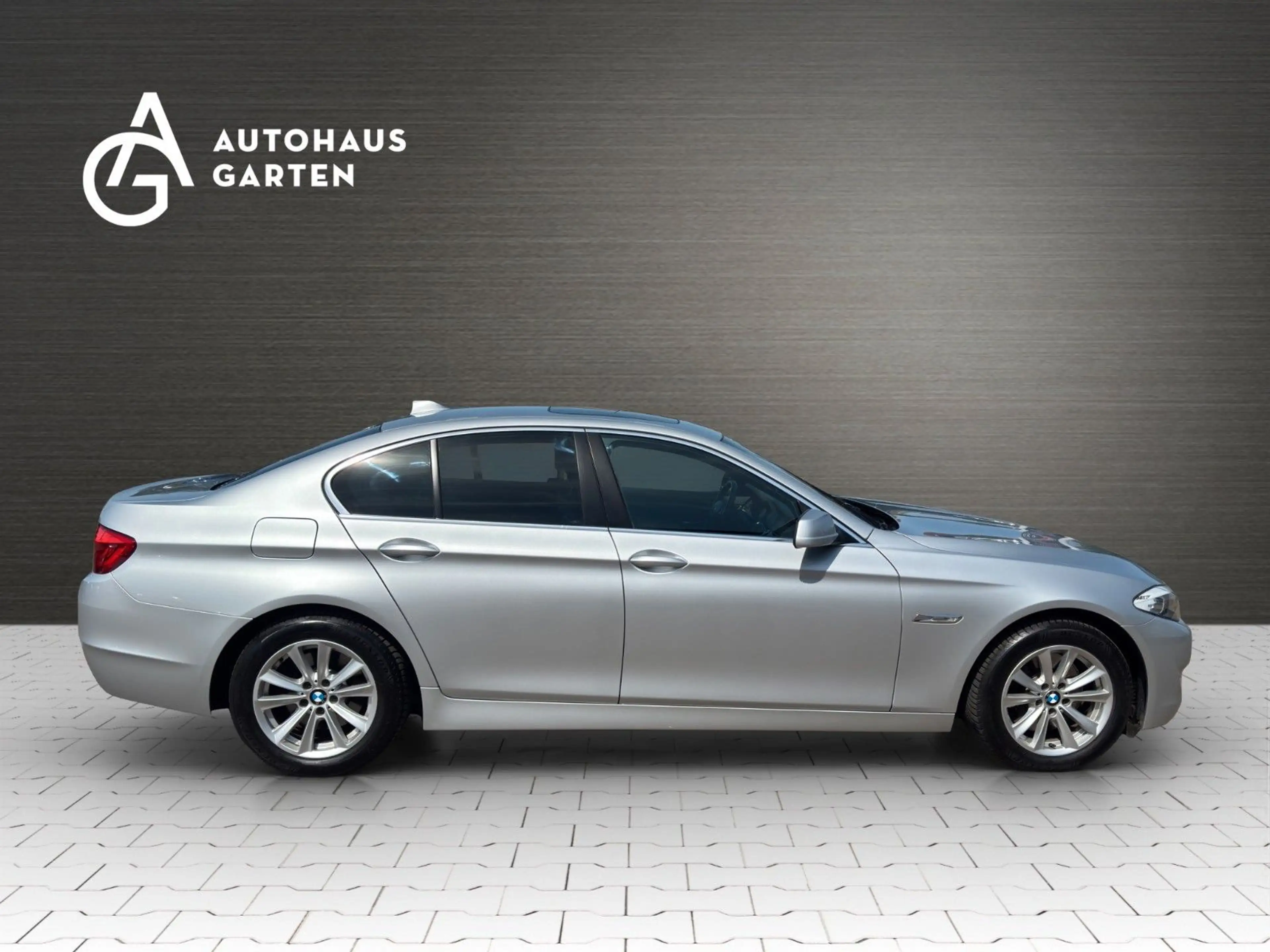 BMW 525 d Lim Automatik PDC SHZ Navi Tempo Schieb. — photo 7
