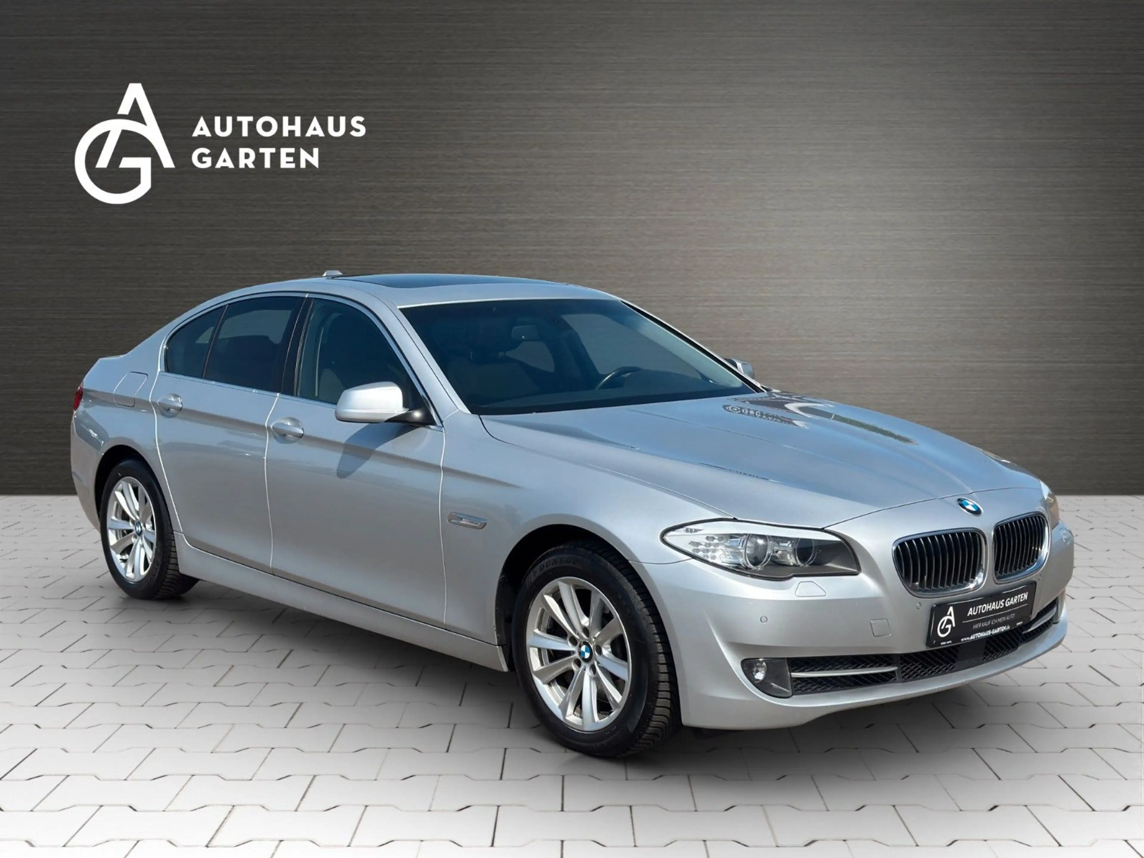 BMW 525 d Lim Automatik PDC SHZ Navi Tempo Schieb. — photo 8