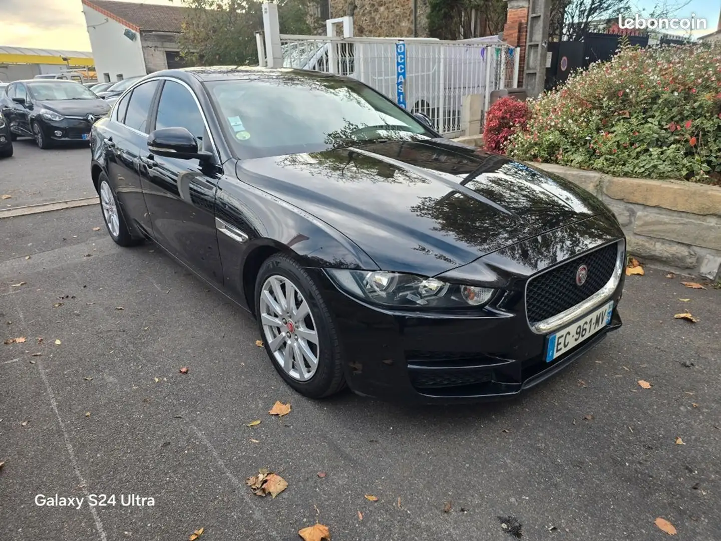 Jaguar XE 2.0L D 180ch Boite Automatique Noir - 2