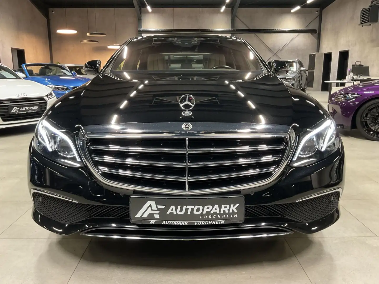 Mercedes-Benz E 350 Exclusive Burmester Multibeam Widescreen Zwart - 2