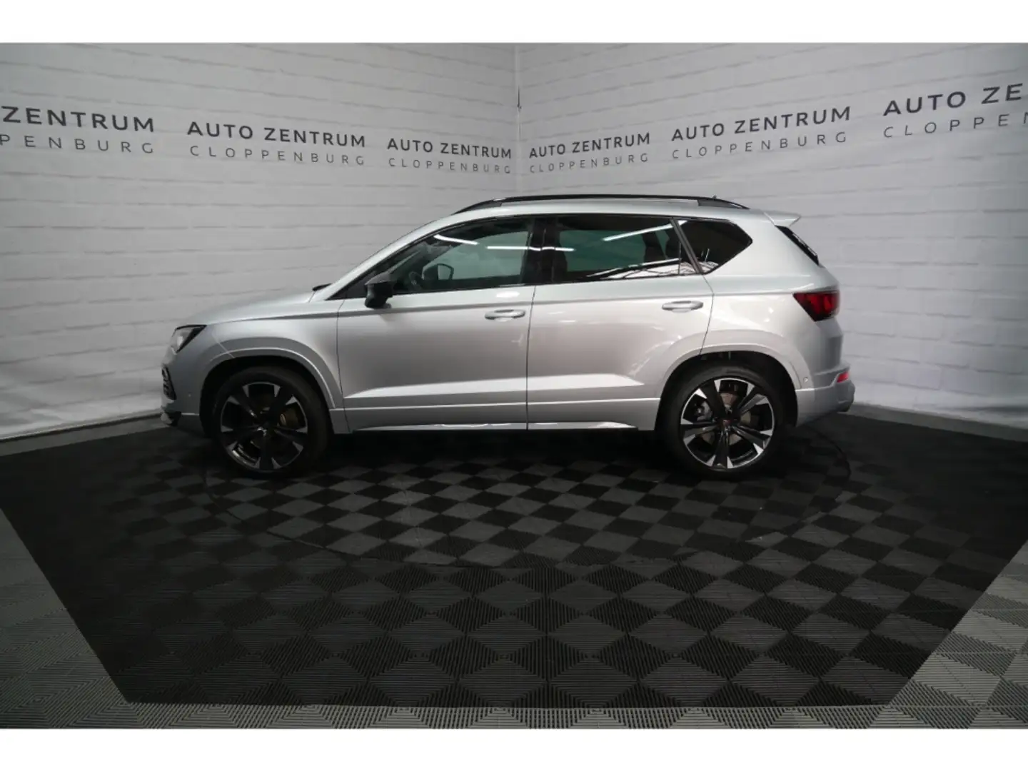 CUPRA Ateca VZ 4Drive 2.0 TSI Panor+LED+Navi+Kamer+ACC Silber - 2
