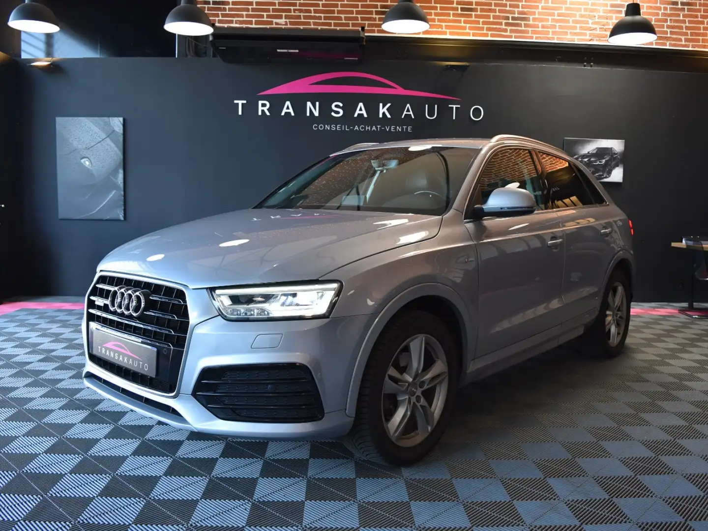 Audi Q3 S line Gris - 1