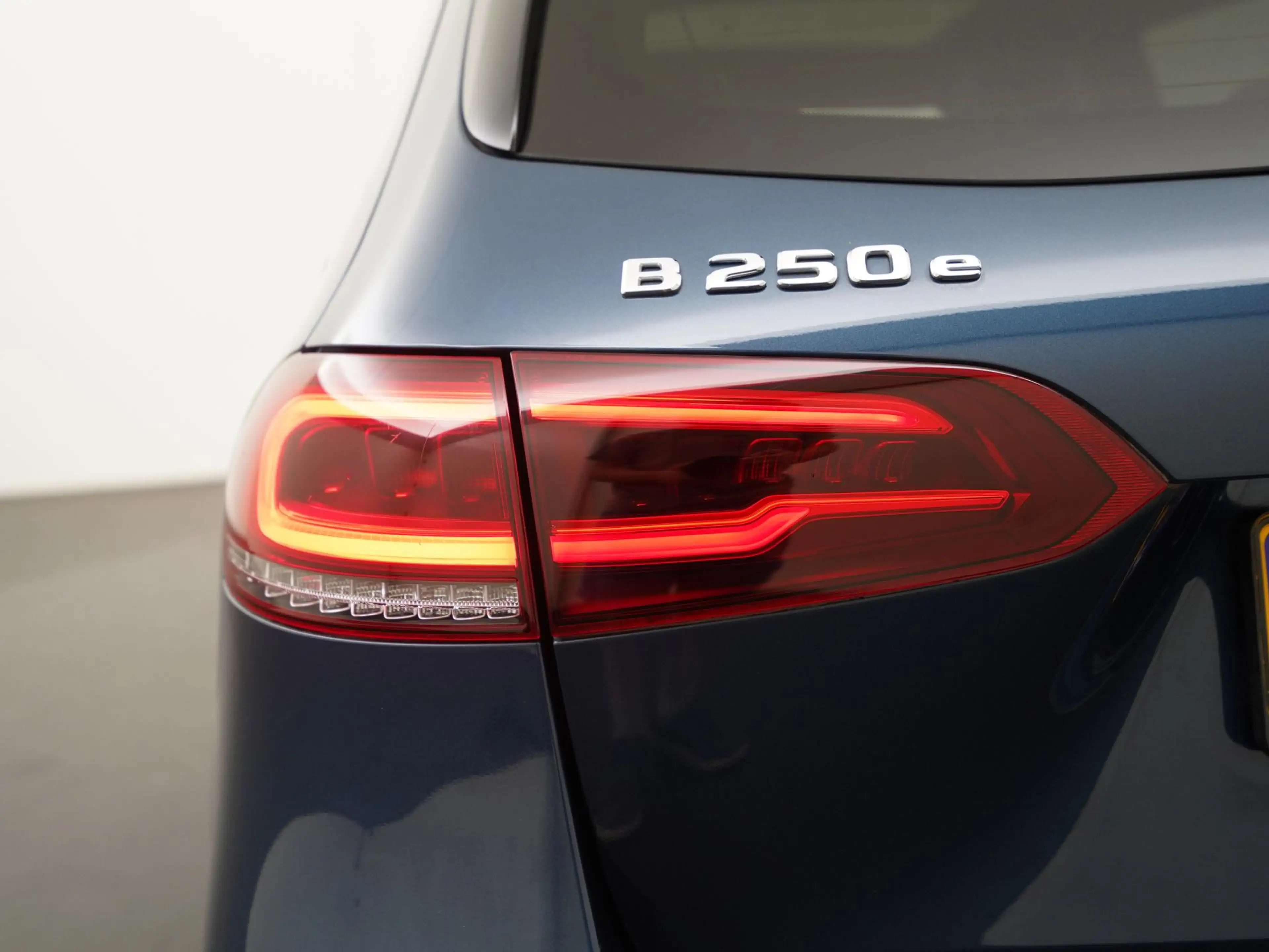 Mercedes-Benz B 250 250e Progressive | Panoramadak | Widescreen | Came — photo 27