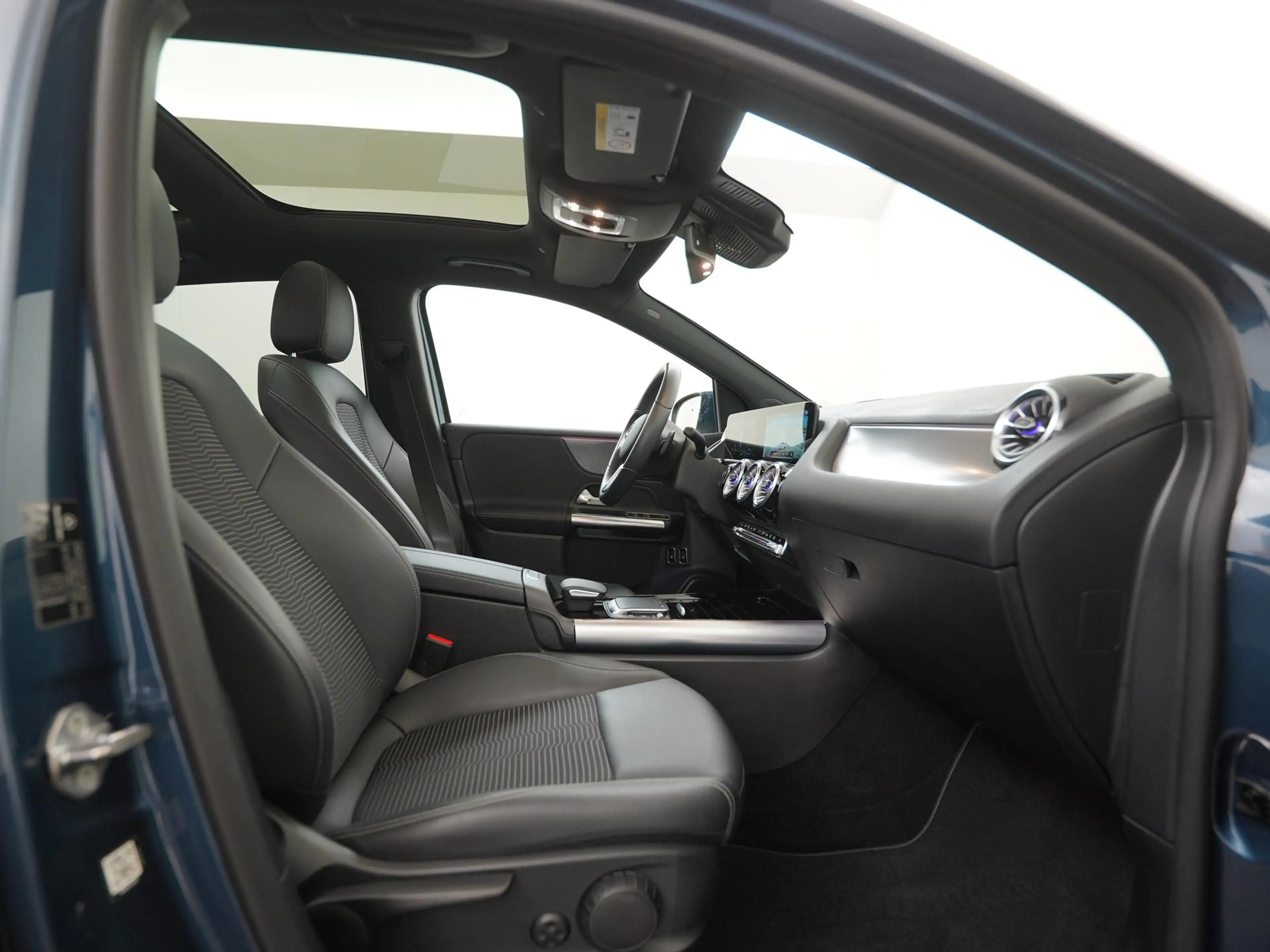 Mercedes-Benz B 250 250e Progressive | Panoramadak | Widescreen | Came — photo 3