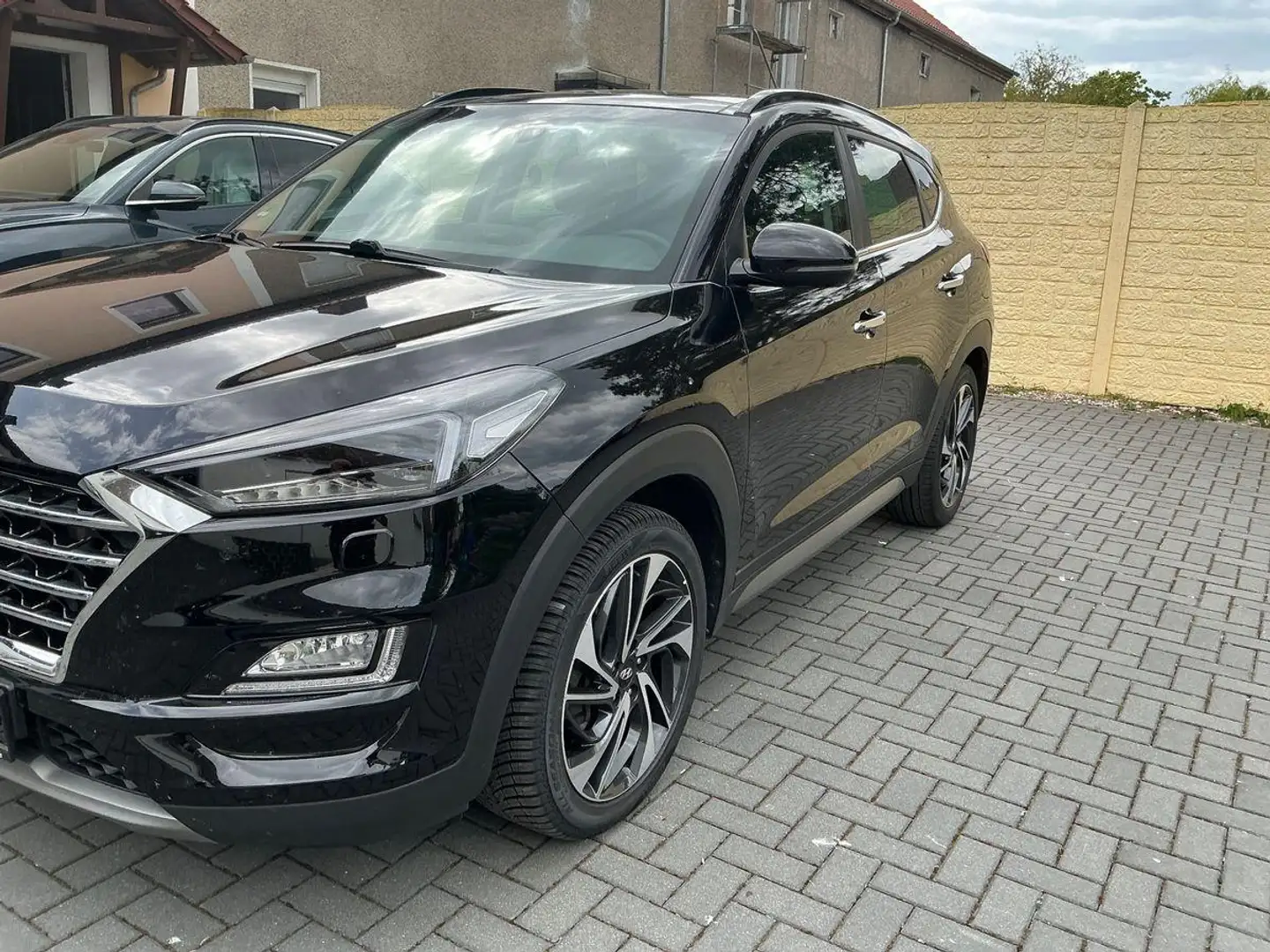 Hyundai TUCSON Premium LED Leder 360° Panorama AHK Negro - 1