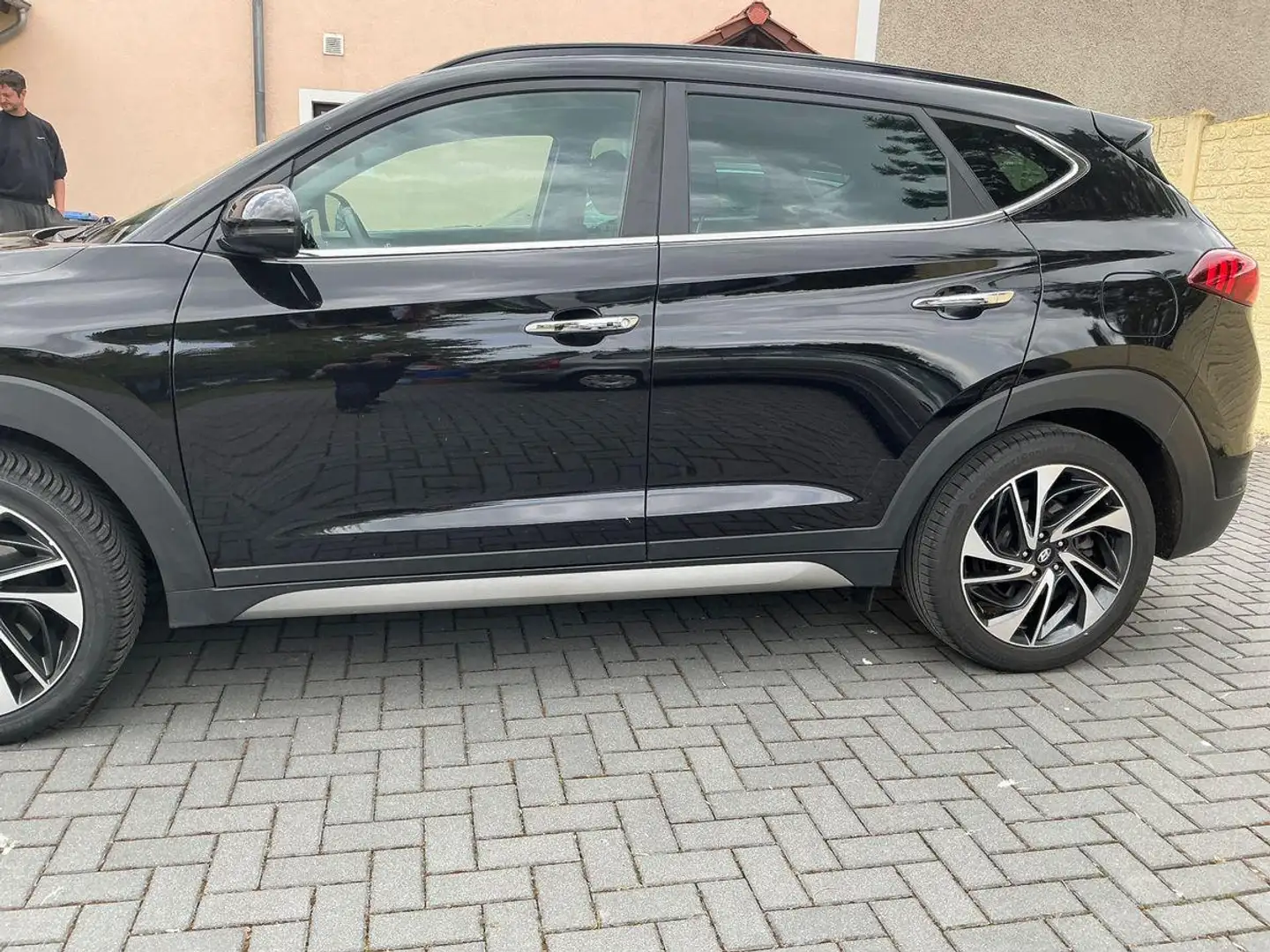 Hyundai TUCSON Premium LED Leder 360° Panorama AHK Negro - 2