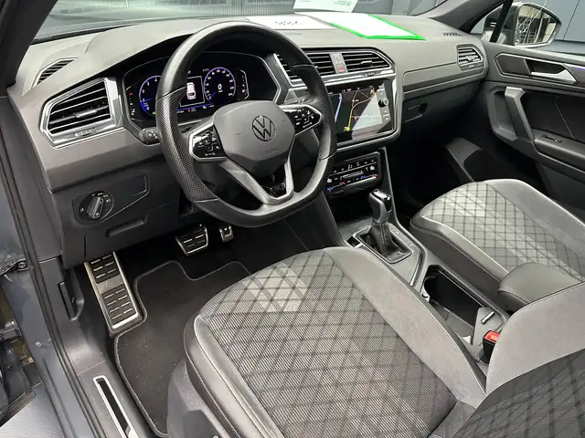 Volkswagen Tiguan view 15
